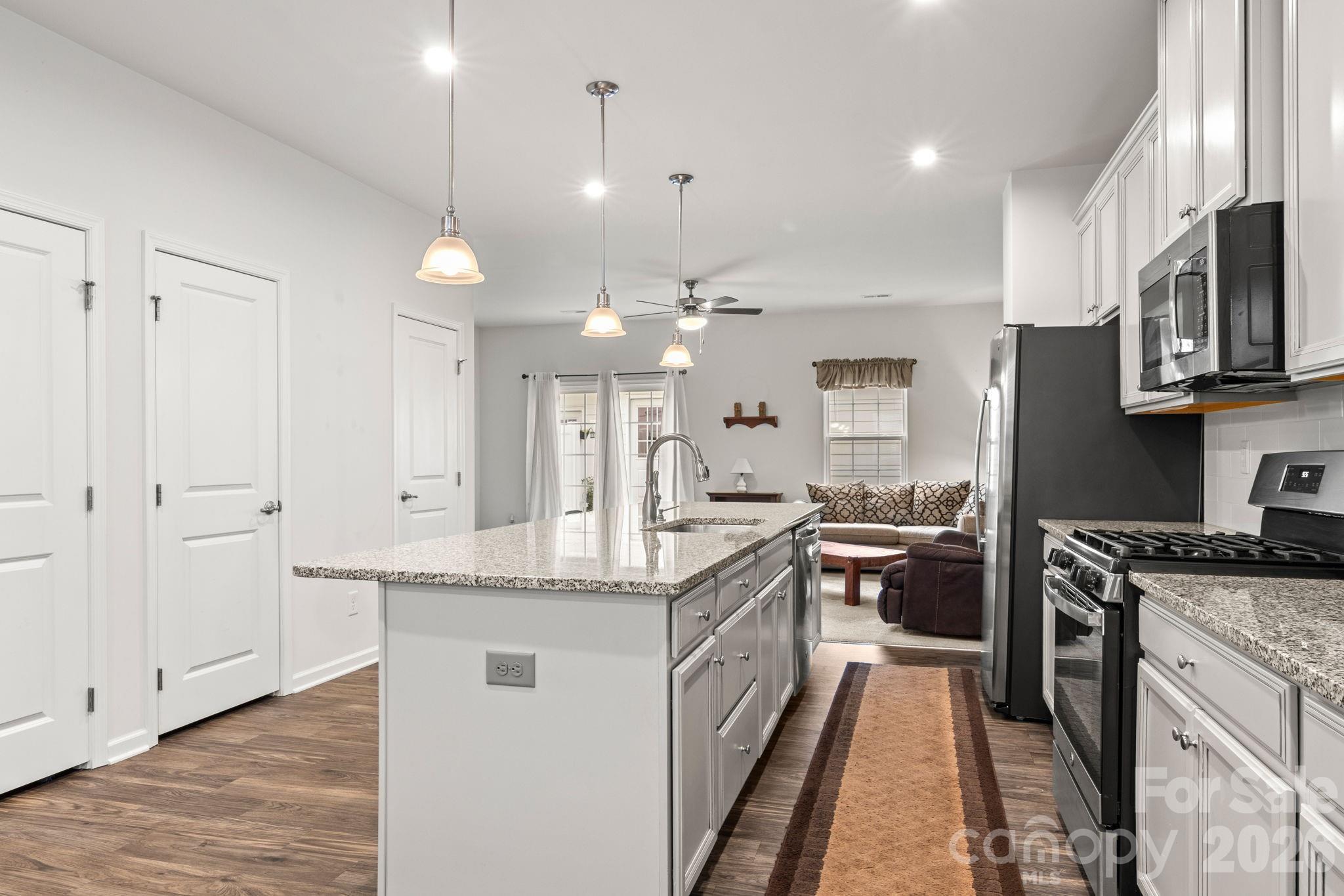 5025 Patton Drive Property Photo 7