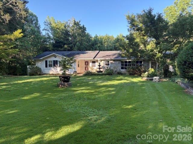 255 Glengarnock Road Property Photo 2