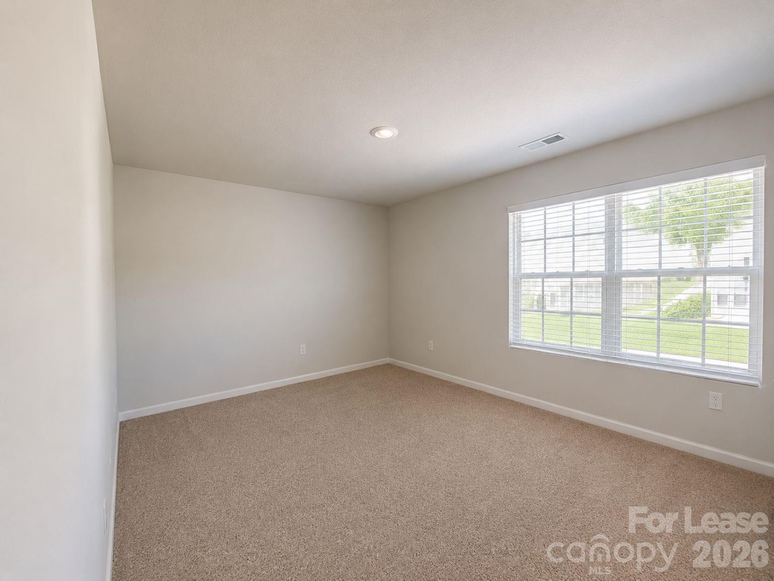 8100 Derby Woods Lane Property Photo 14