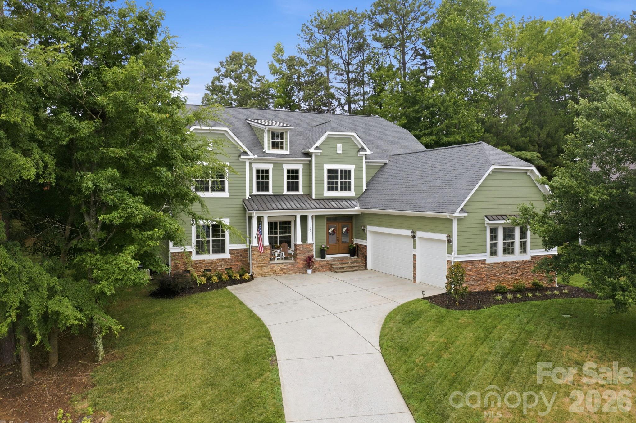 130 Lakeshore Hills Drive Property Photo 2