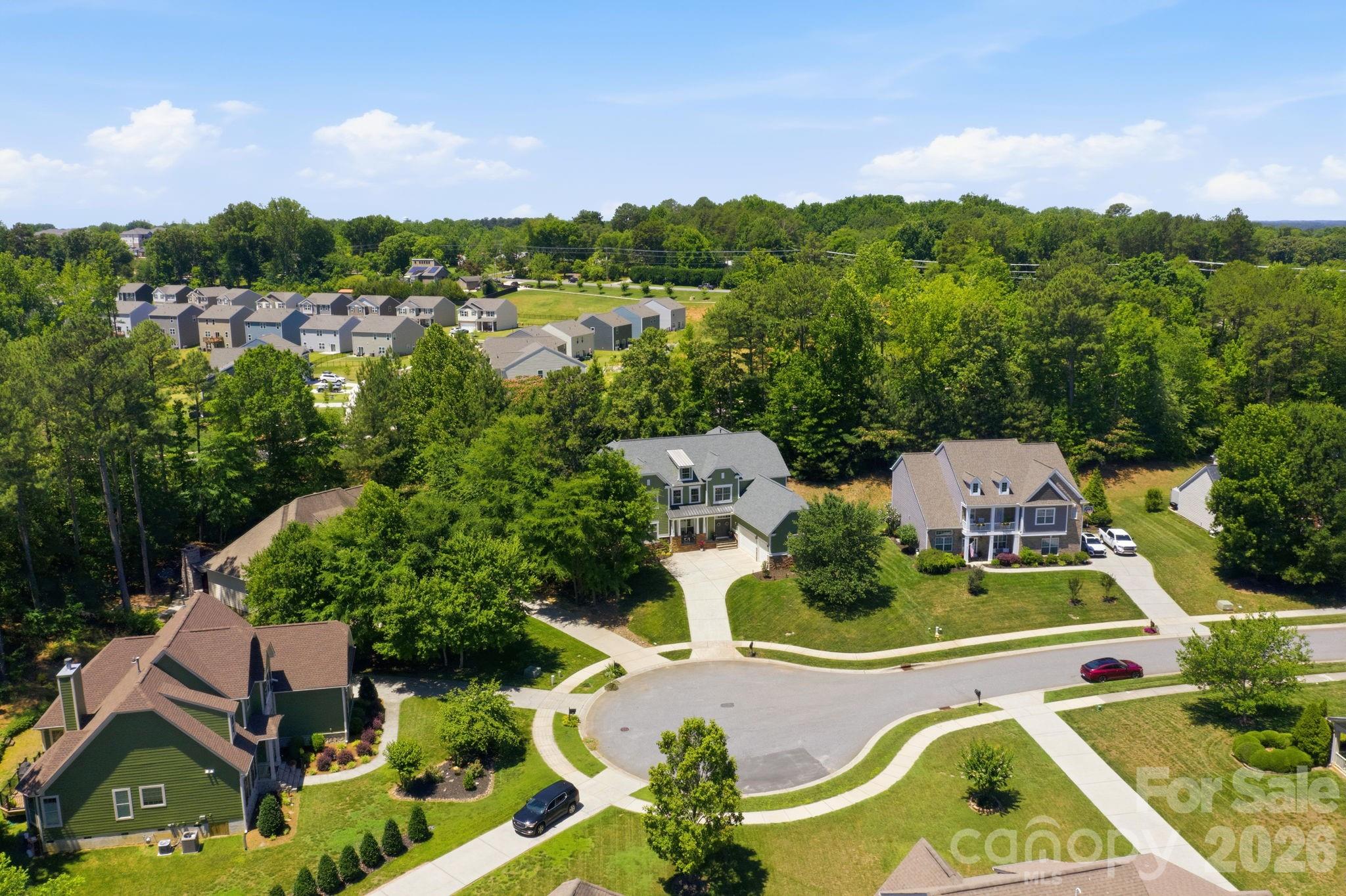 130 Lakeshore Hills Drive Property Photo 6