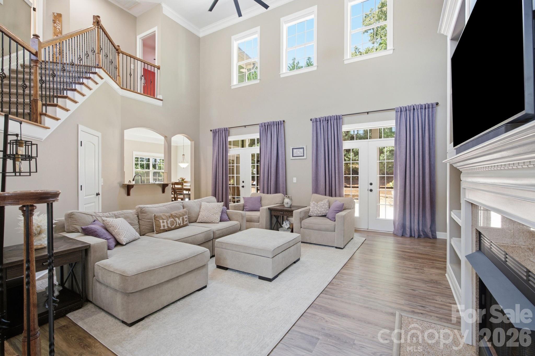 130 Lakeshore Hills Drive Property Photo 11