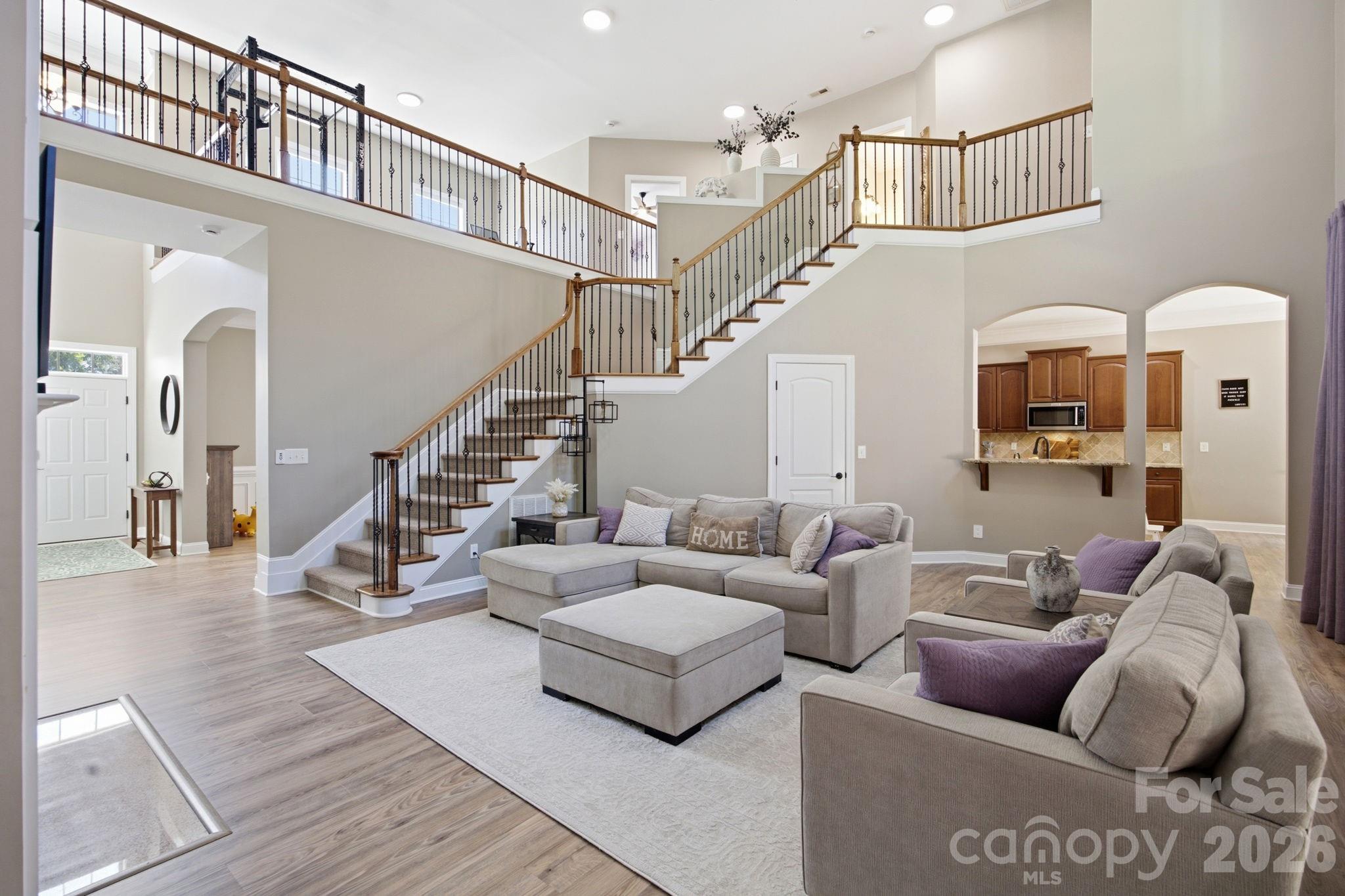 130 Lakeshore Hills Drive Property Photo 12
