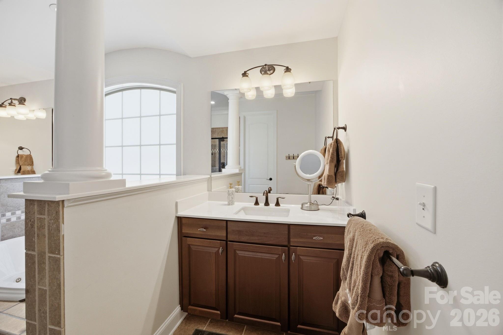 130 Lakeshore Hills Drive Property Photo 21