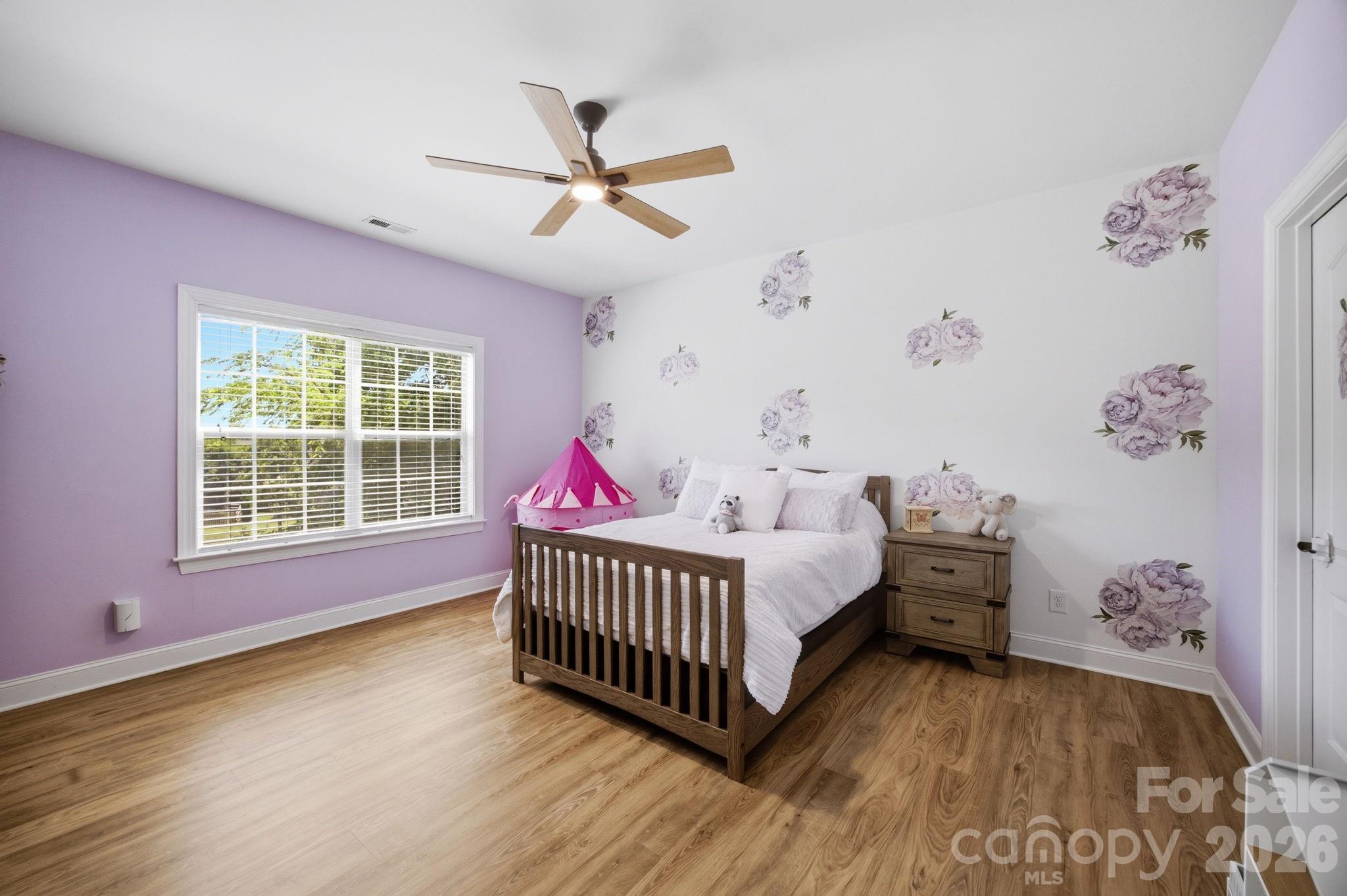 130 Lakeshore Hills Drive Property Photo 28