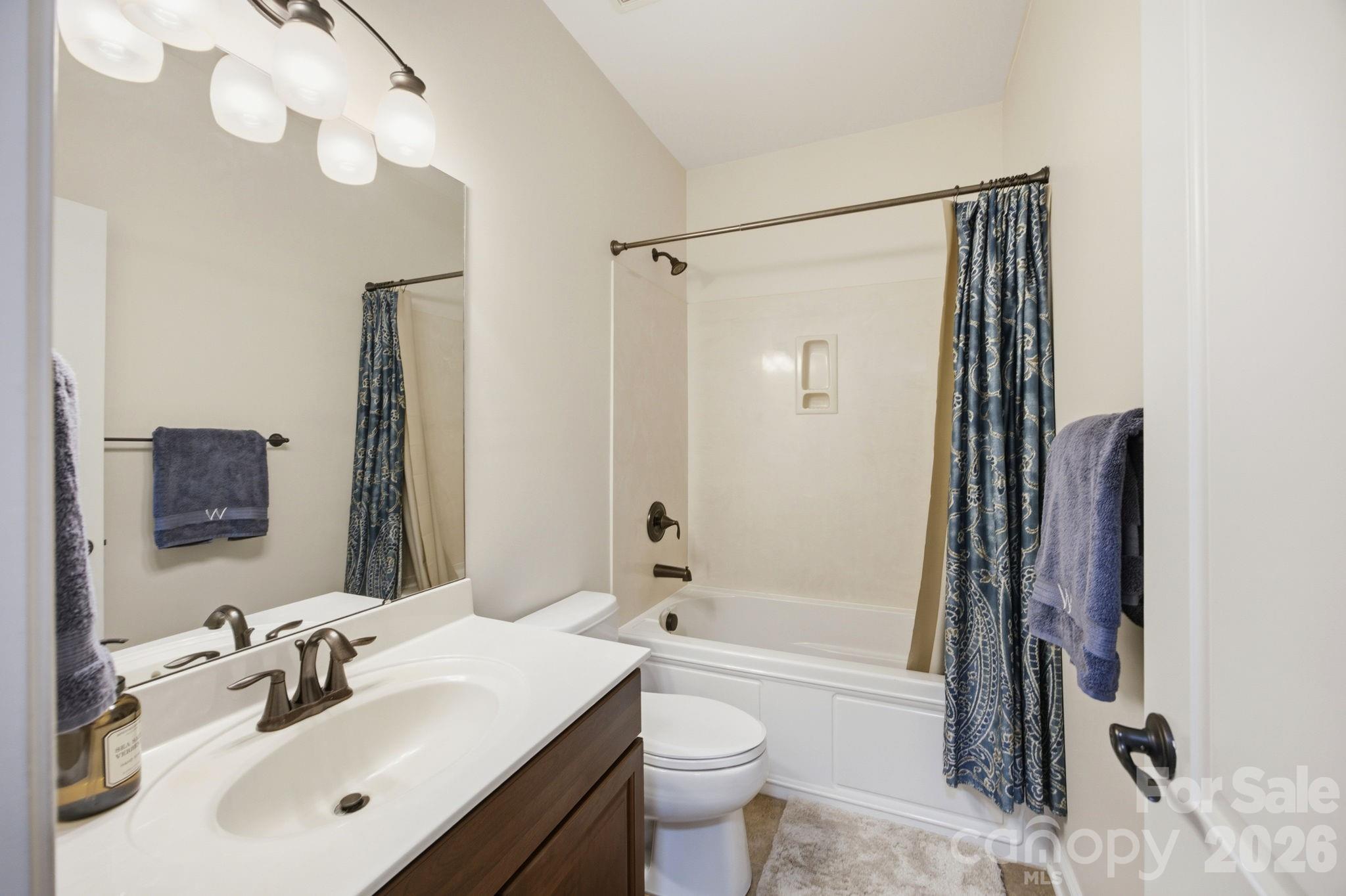 130 Lakeshore Hills Drive Property Photo 31