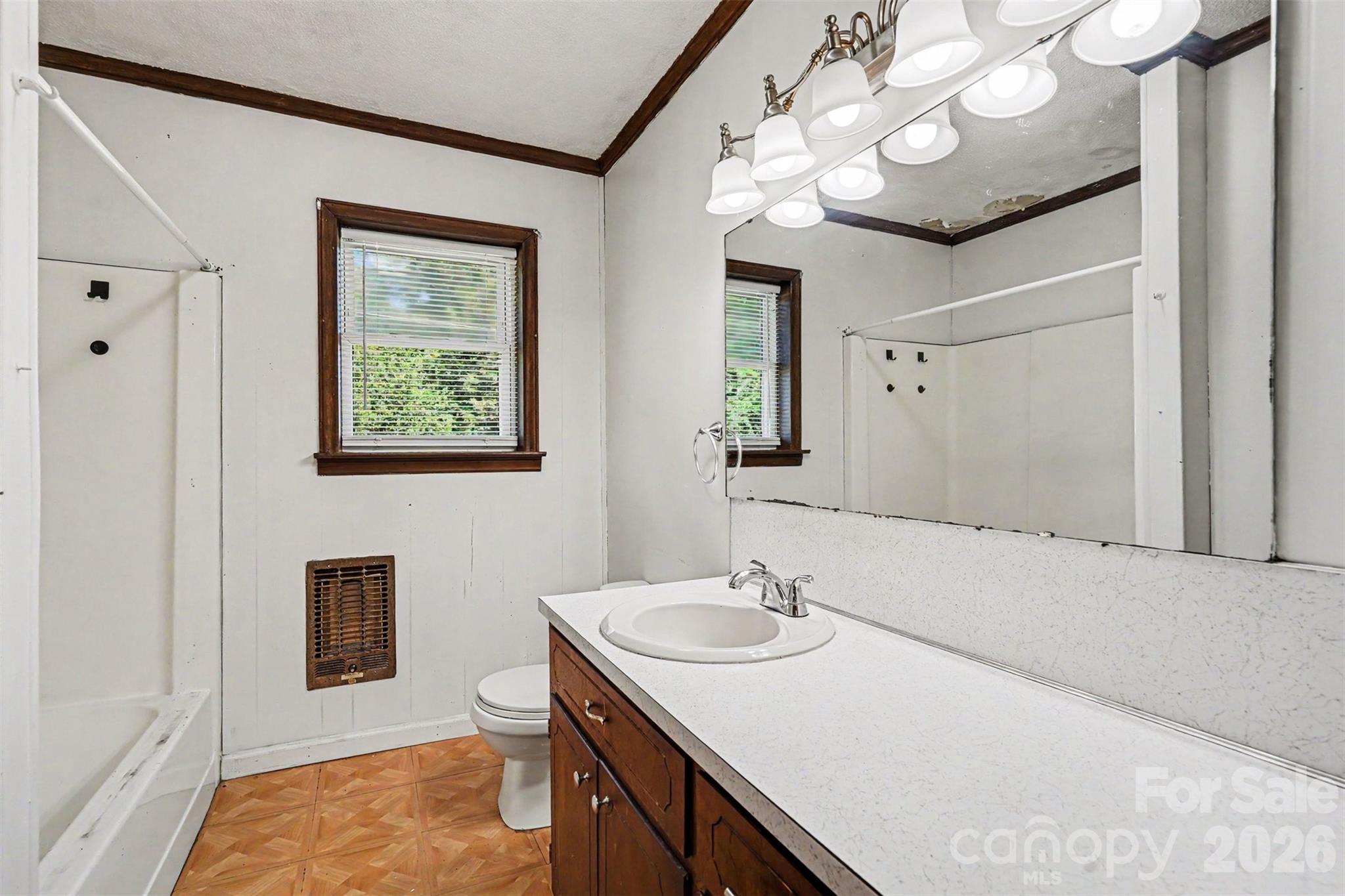 2403 Chevaron Drive Property Photo 20