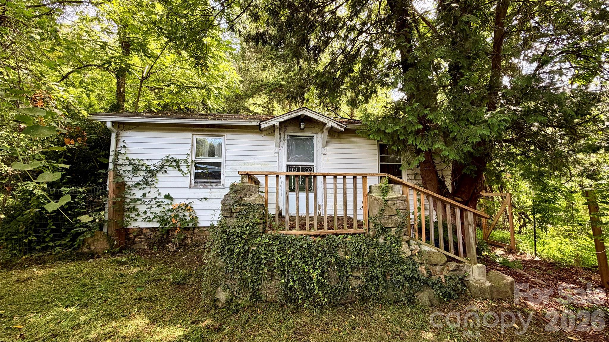20 Utopia Road Property Photo 1