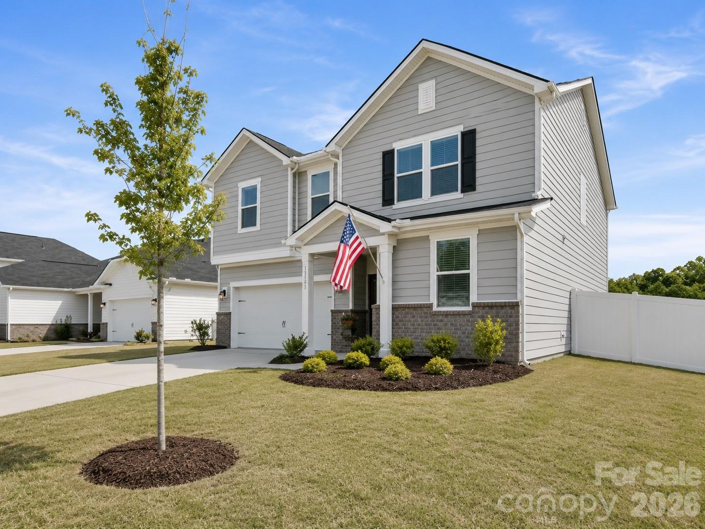 12133 Rowan Hill Drive Property Photo 1
