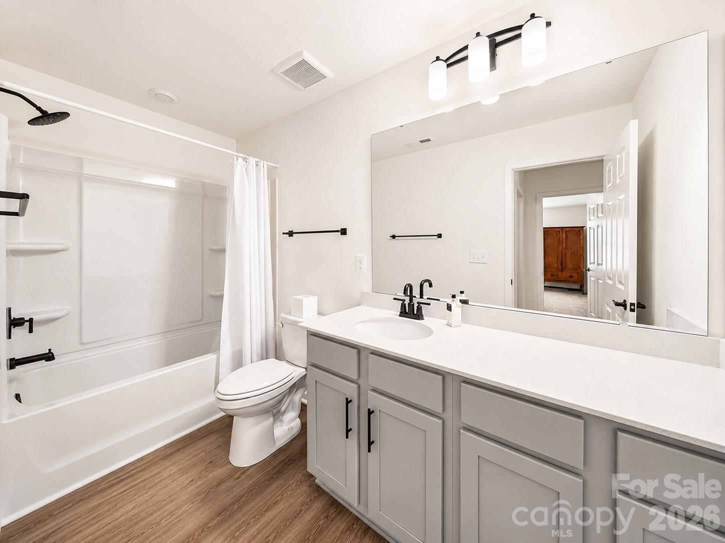 12133 Rowan Hill Drive Property Photo 17