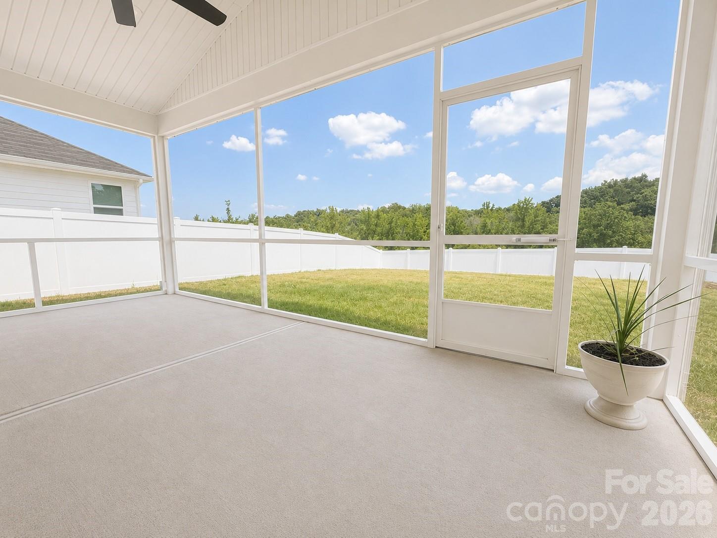 12133 Rowan Hill Drive Property Photo 20