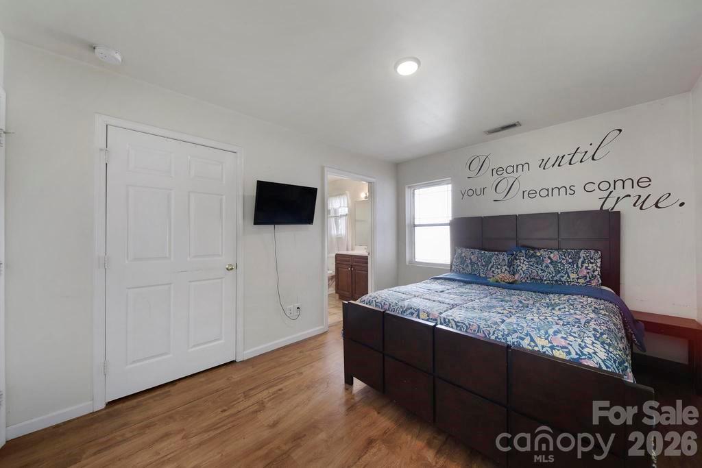 362 Sharpe Street Property Photo 12