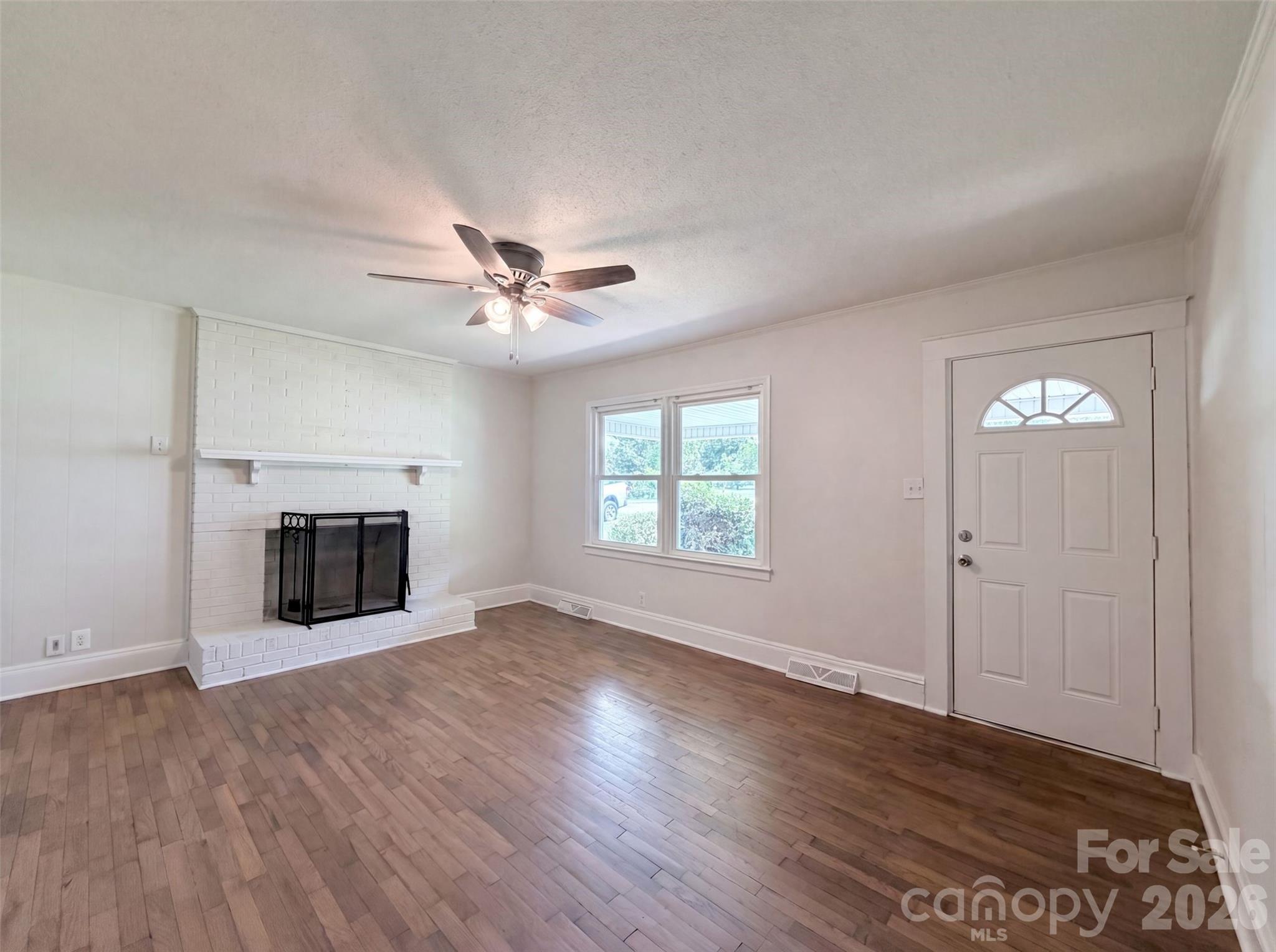 206 Lilly Street Property Photo 6