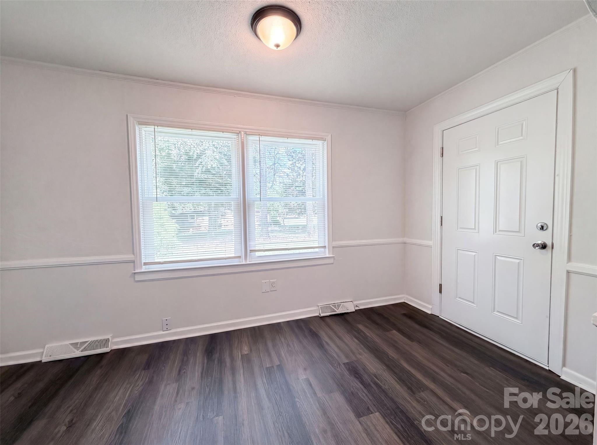 206 Lilly Street Property Photo 7