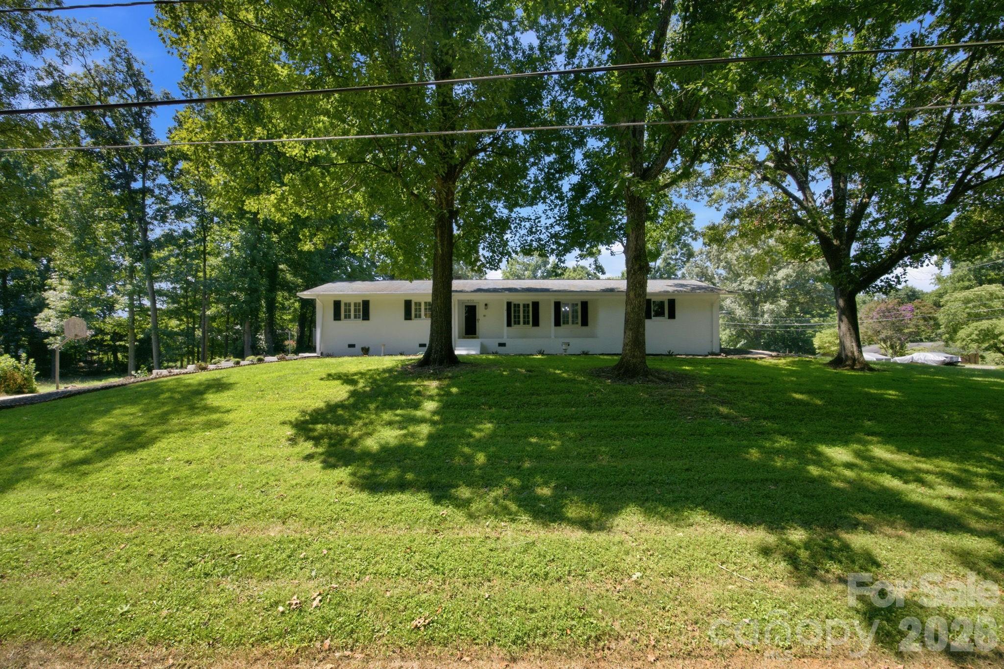 803 E 24th Street Property Photo 1