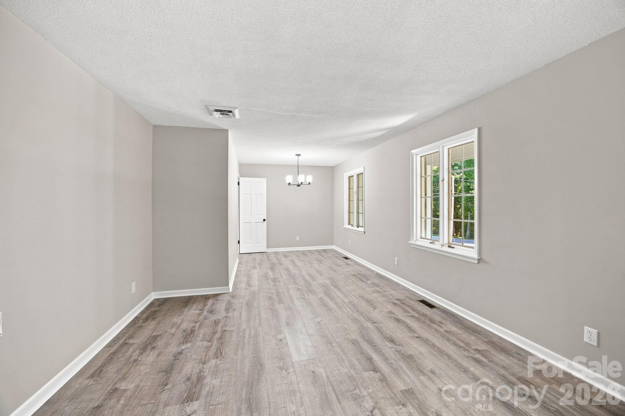 803 E 24th Street Property Photo 16