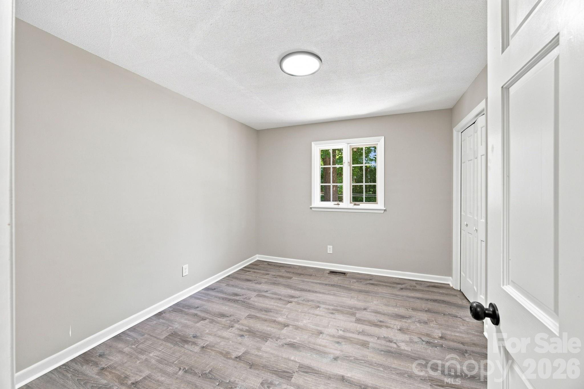 803 E 24th Street Property Photo 30