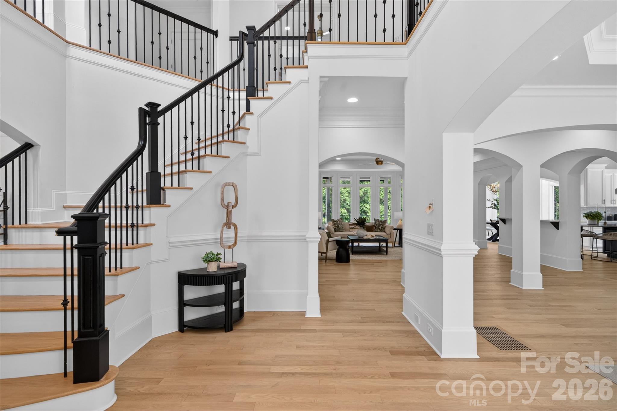 2132 Foxcroft Woods Lane Property Photo 2