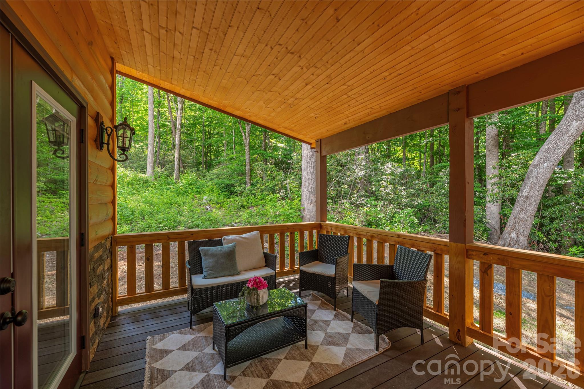 484 Twinbrook Lane Property Photo 15