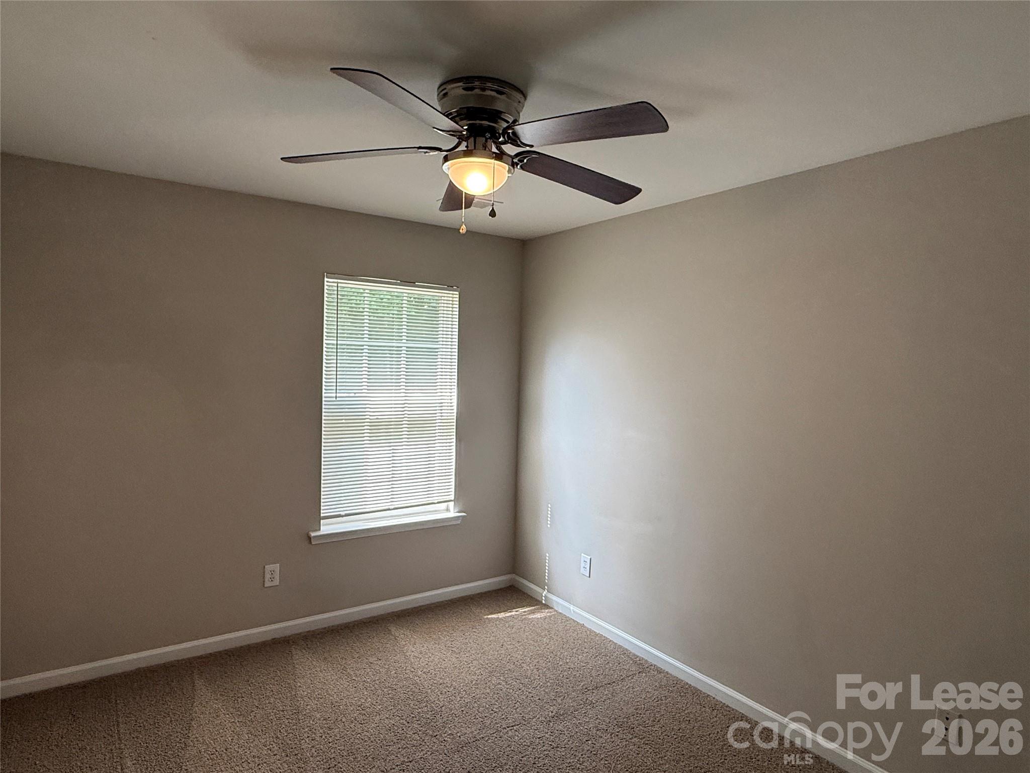 2152 Whispering Way Property Photo 8