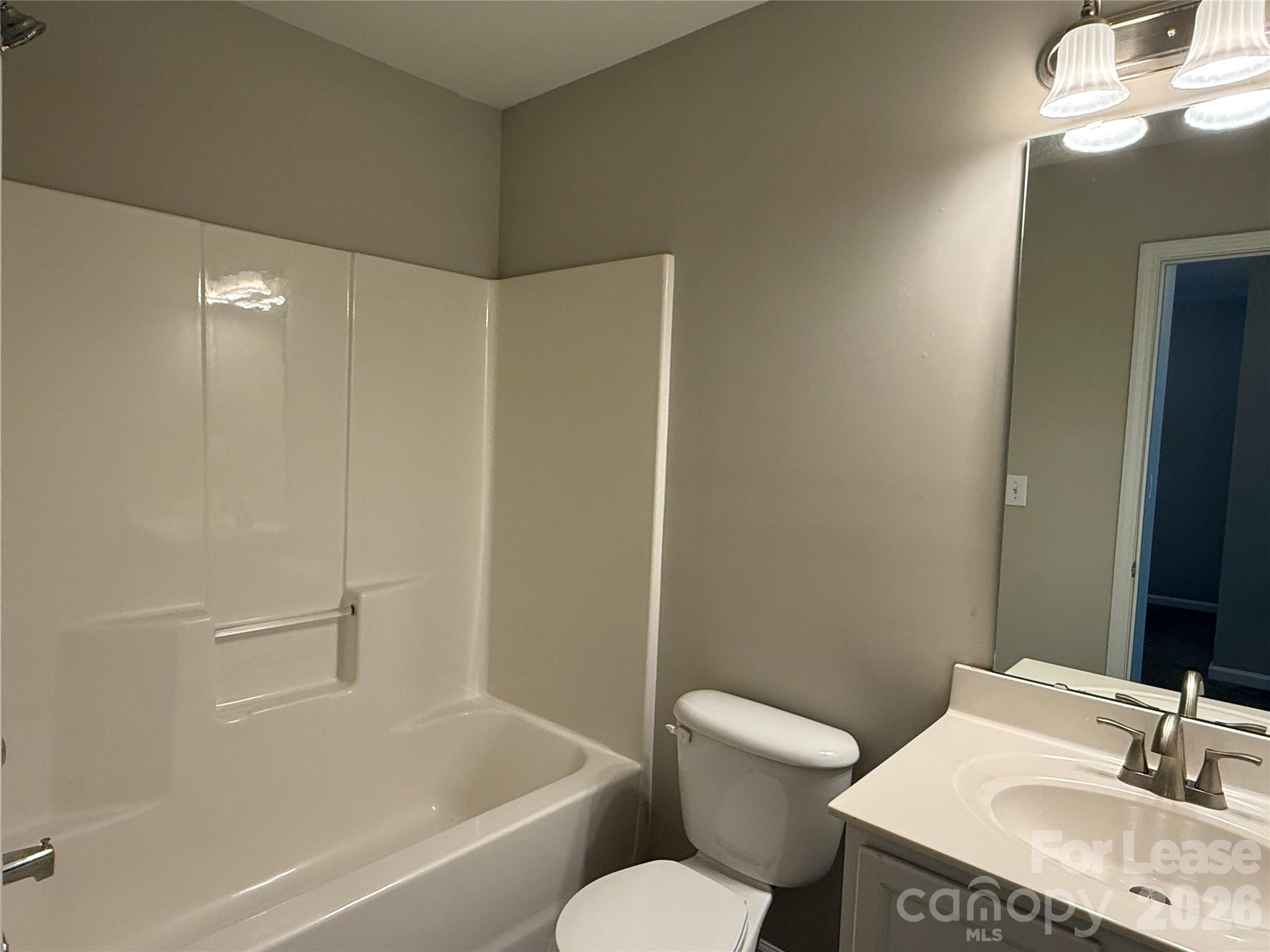 2152 Whispering Way Property Photo 15