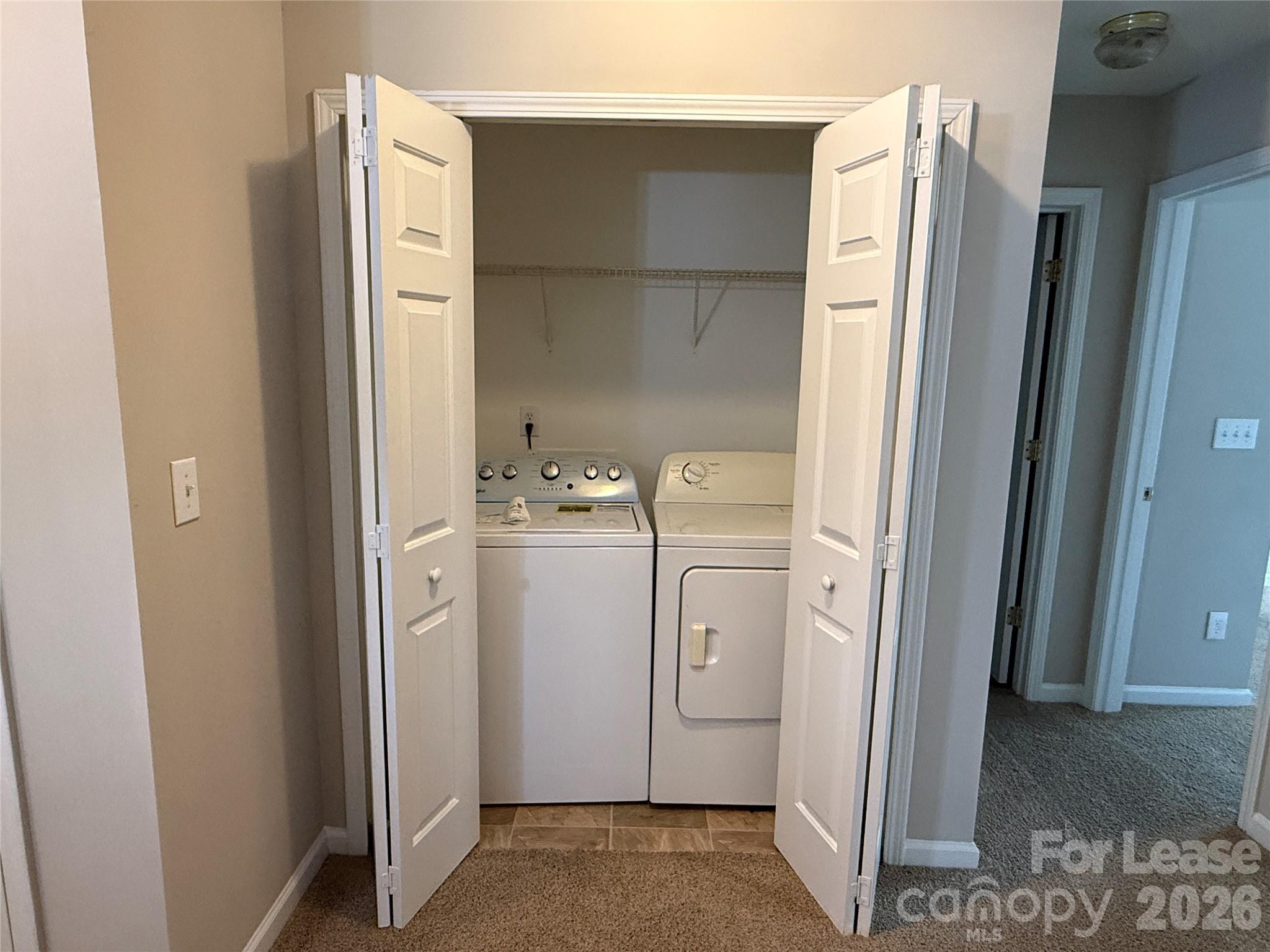 2152 Whispering Way Property Photo 17