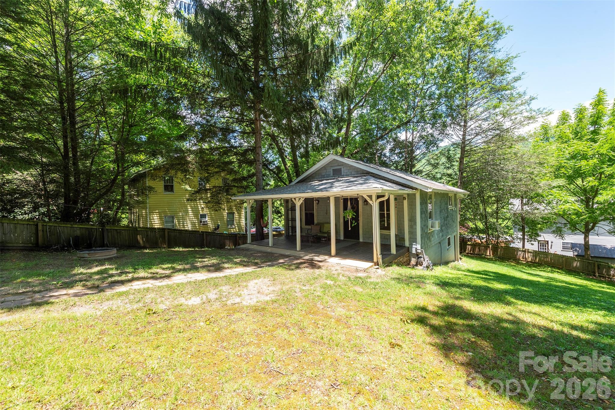 14 Border Street Property Photo 6
