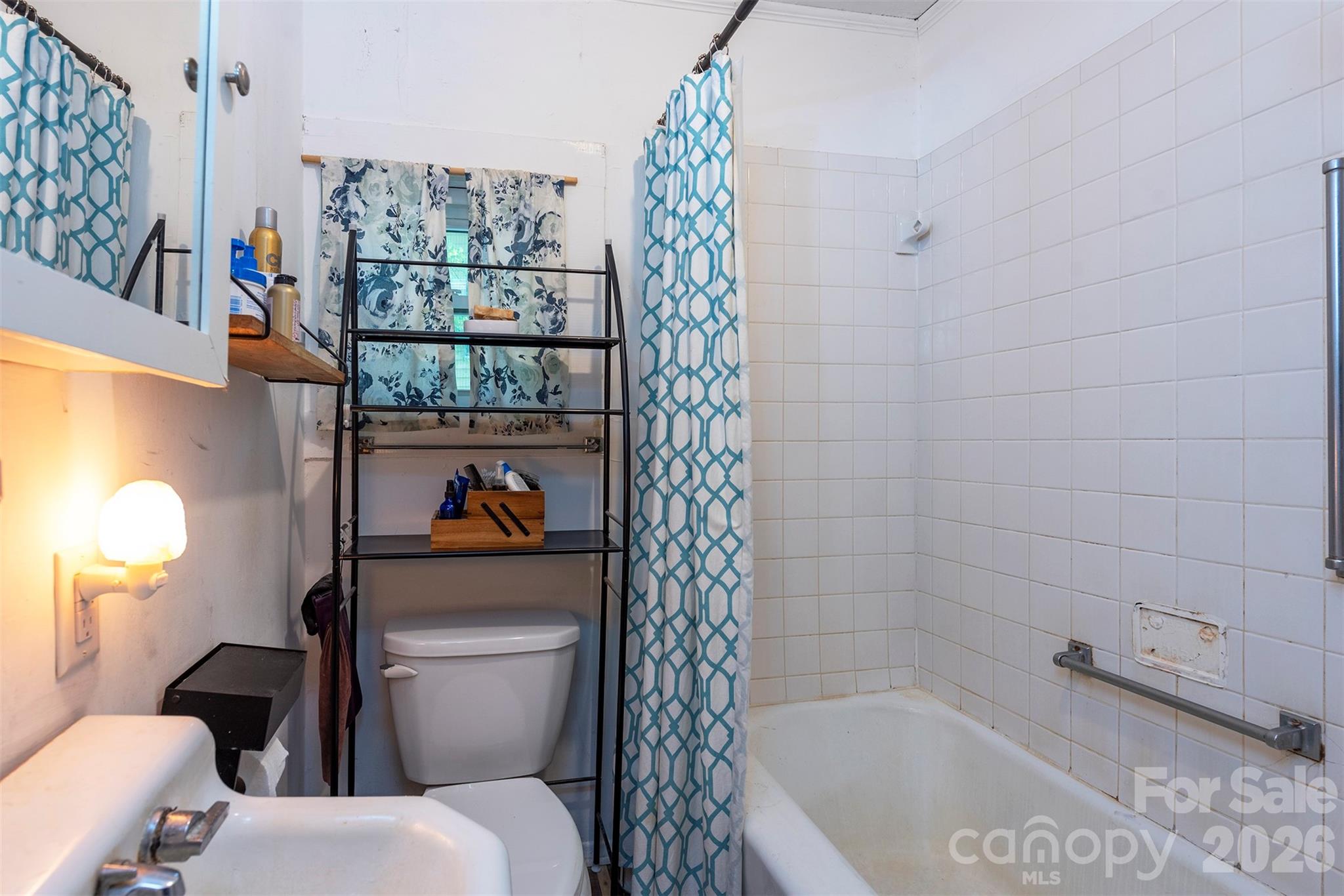 14 Border Street Property Photo 21