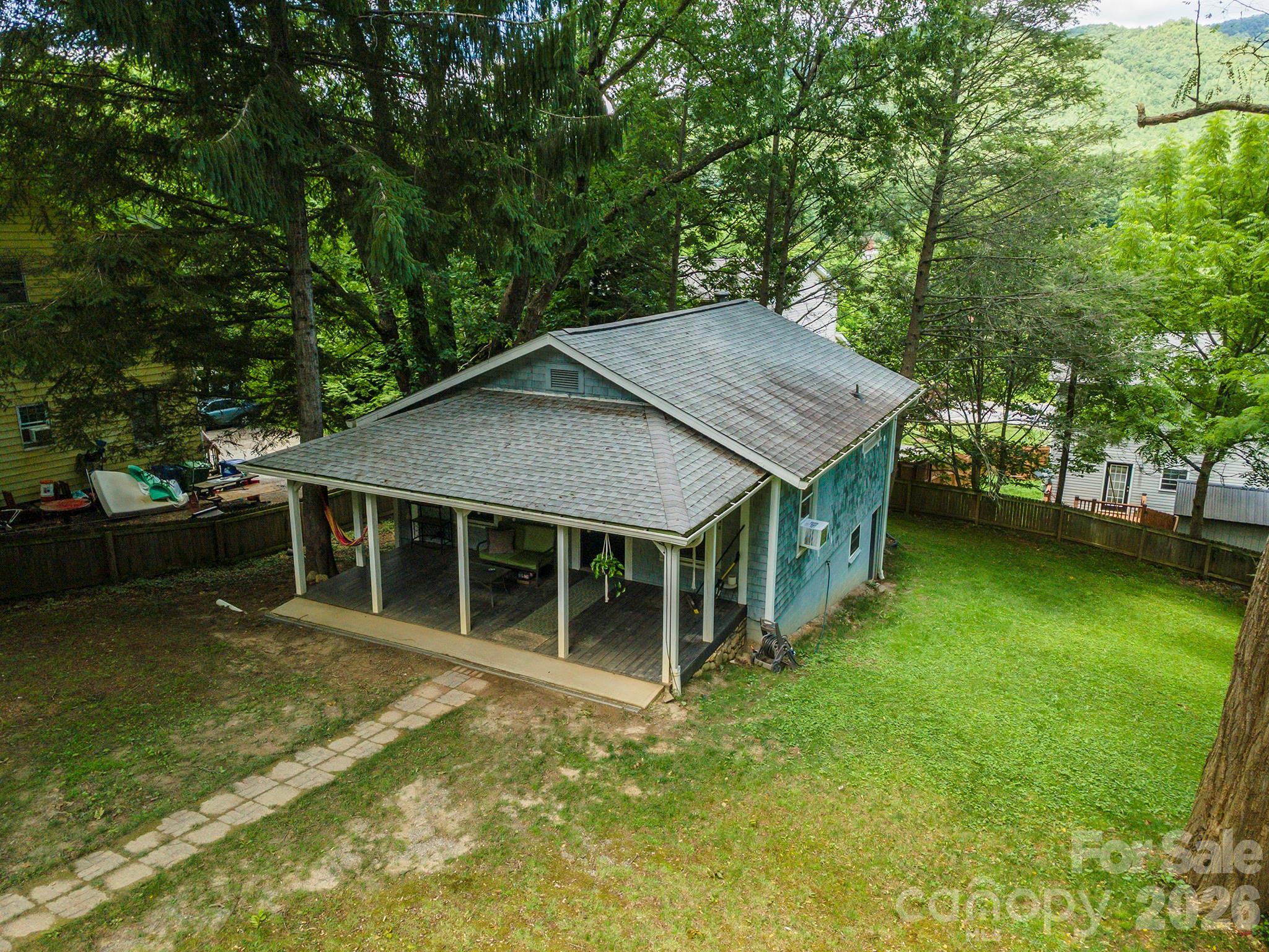 14 Border Street Property Photo 29