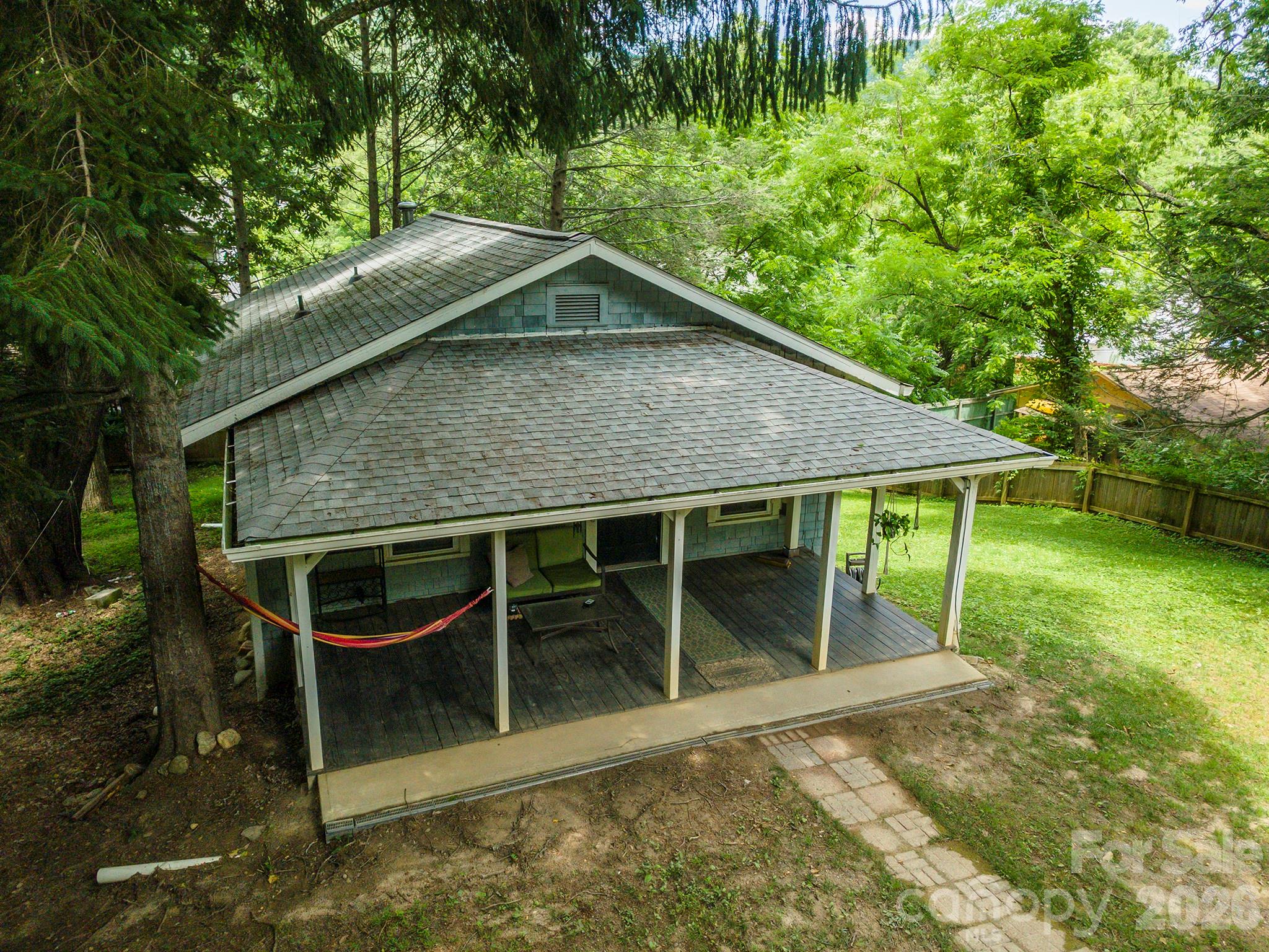 14 Border Street Property Photo 31