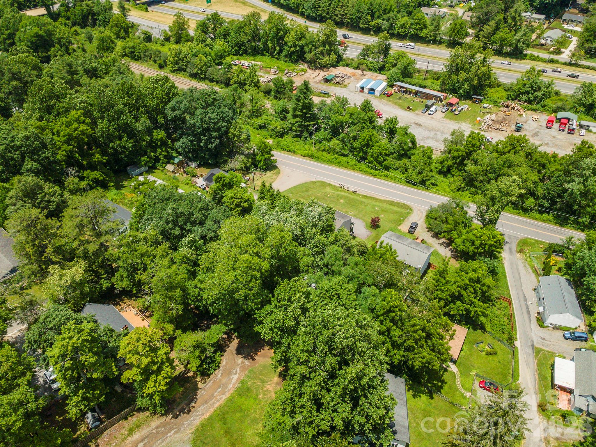 14 Border Street Property Photo 38