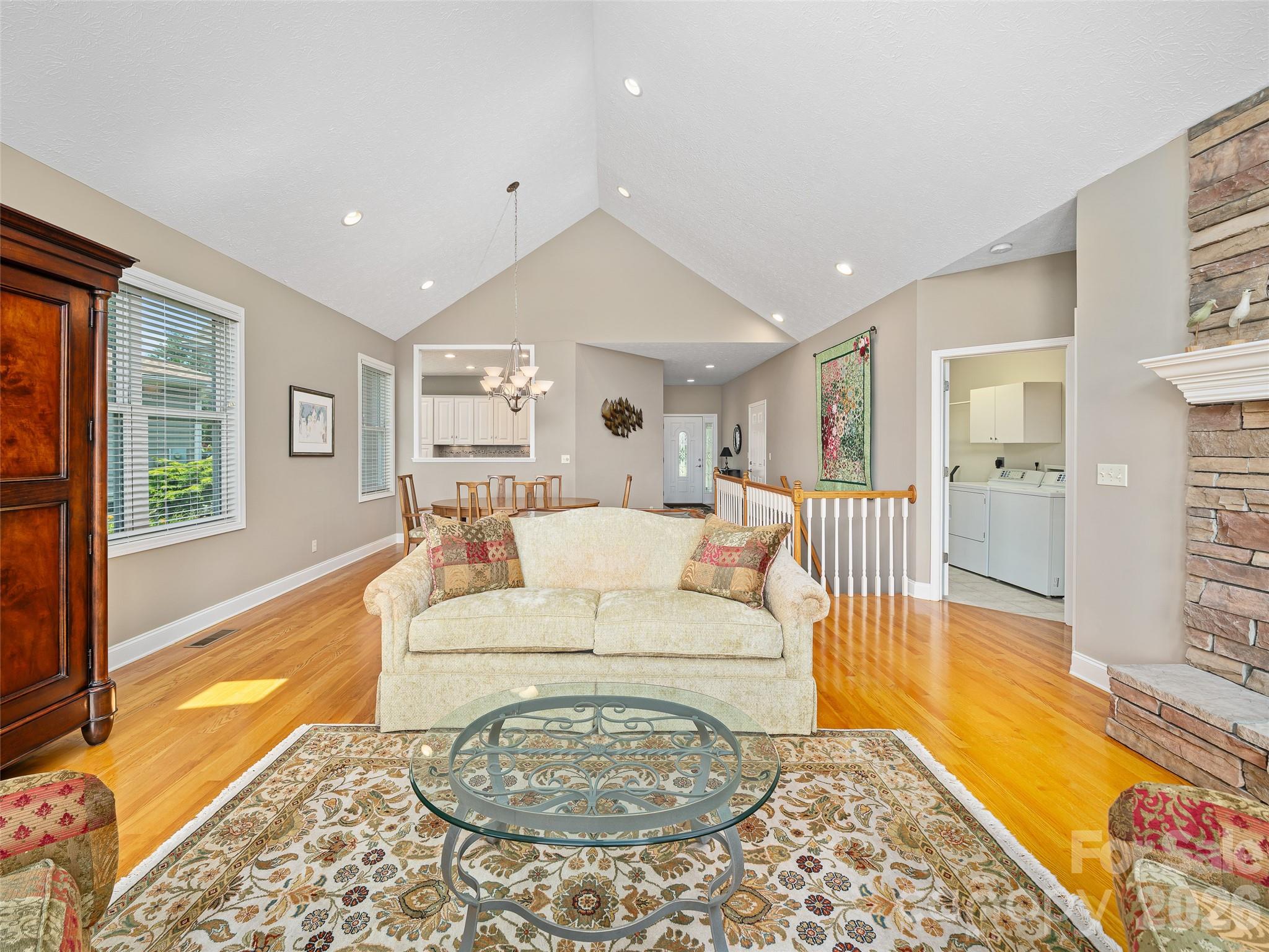 67 Ashefield Court Property Photo 7