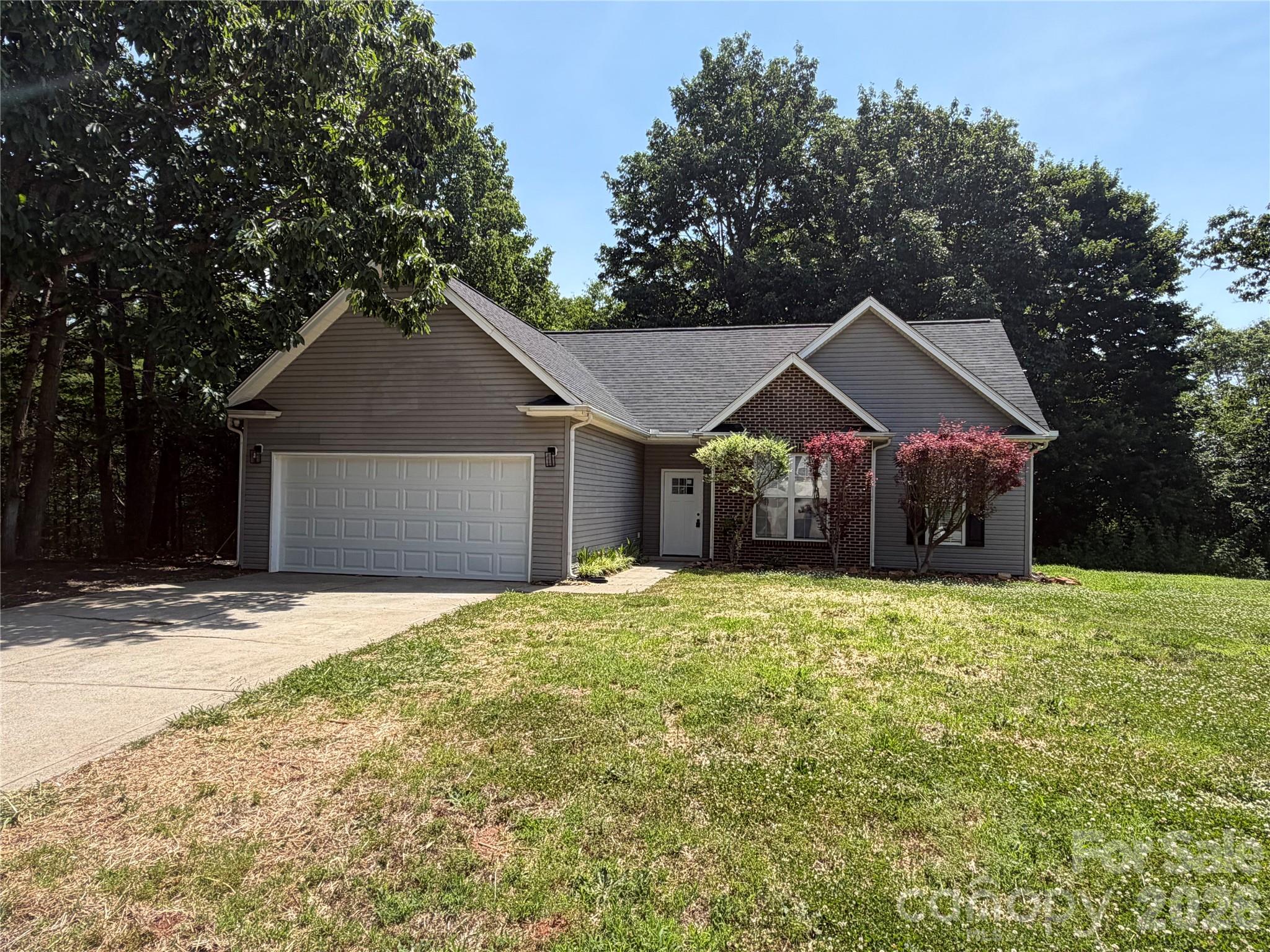 3930 Ashland Drive Property Photo 1