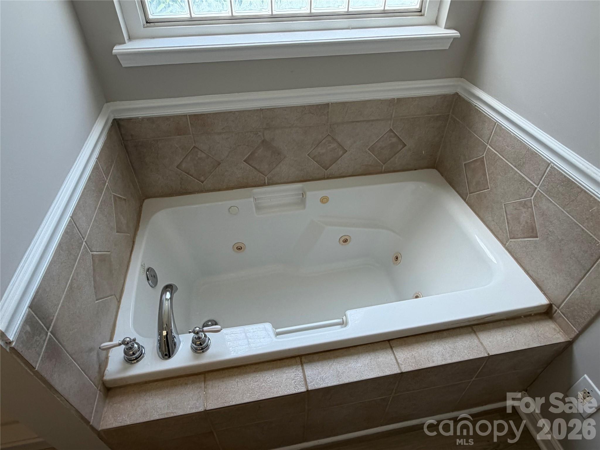 3930 Ashland Drive Property Photo 9