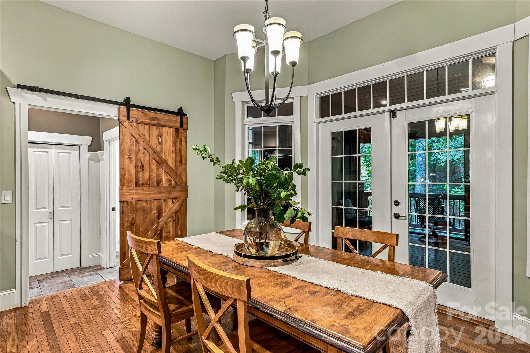 90 Ashley Woods Drive Property Photo 14