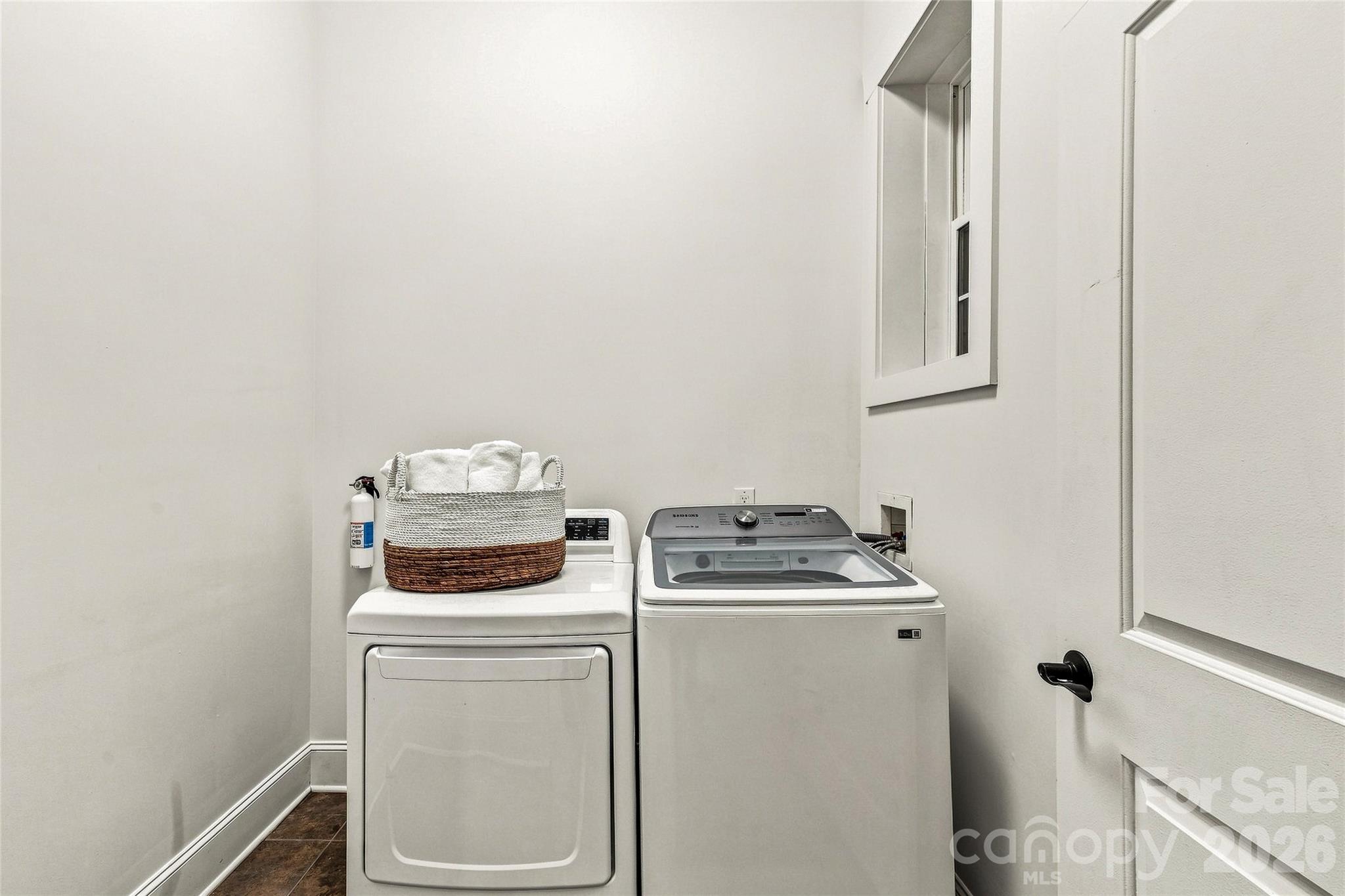 90 Ashley Woods Drive Property Photo 28