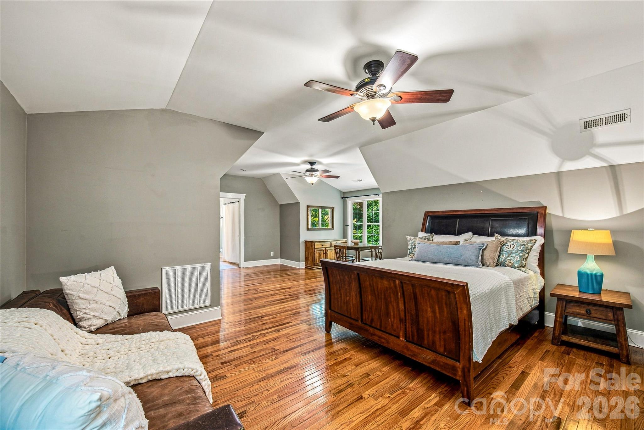 90 Ashley Woods Drive Property Photo 34
