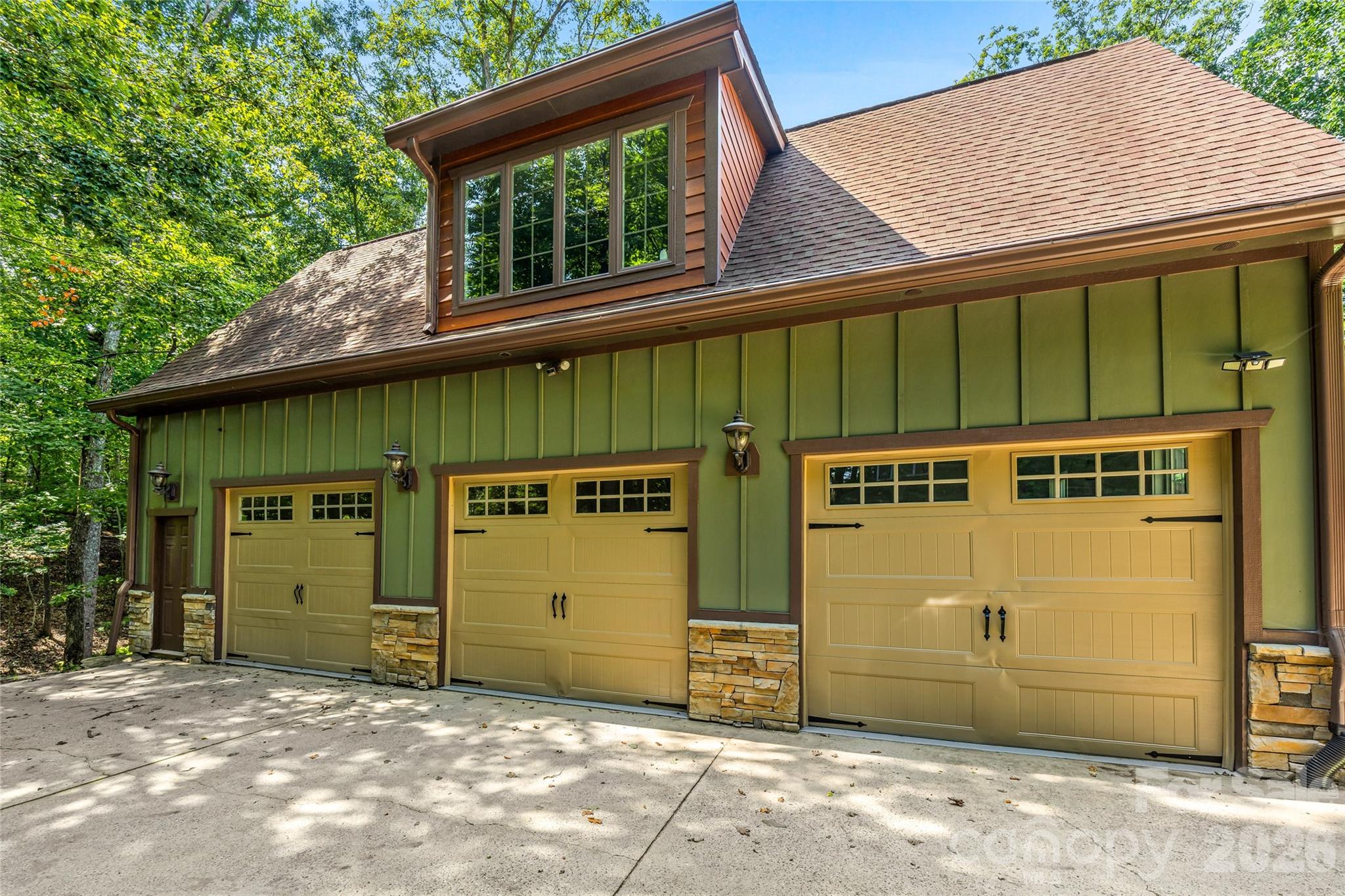 90 Ashley Woods Drive Property Photo 38