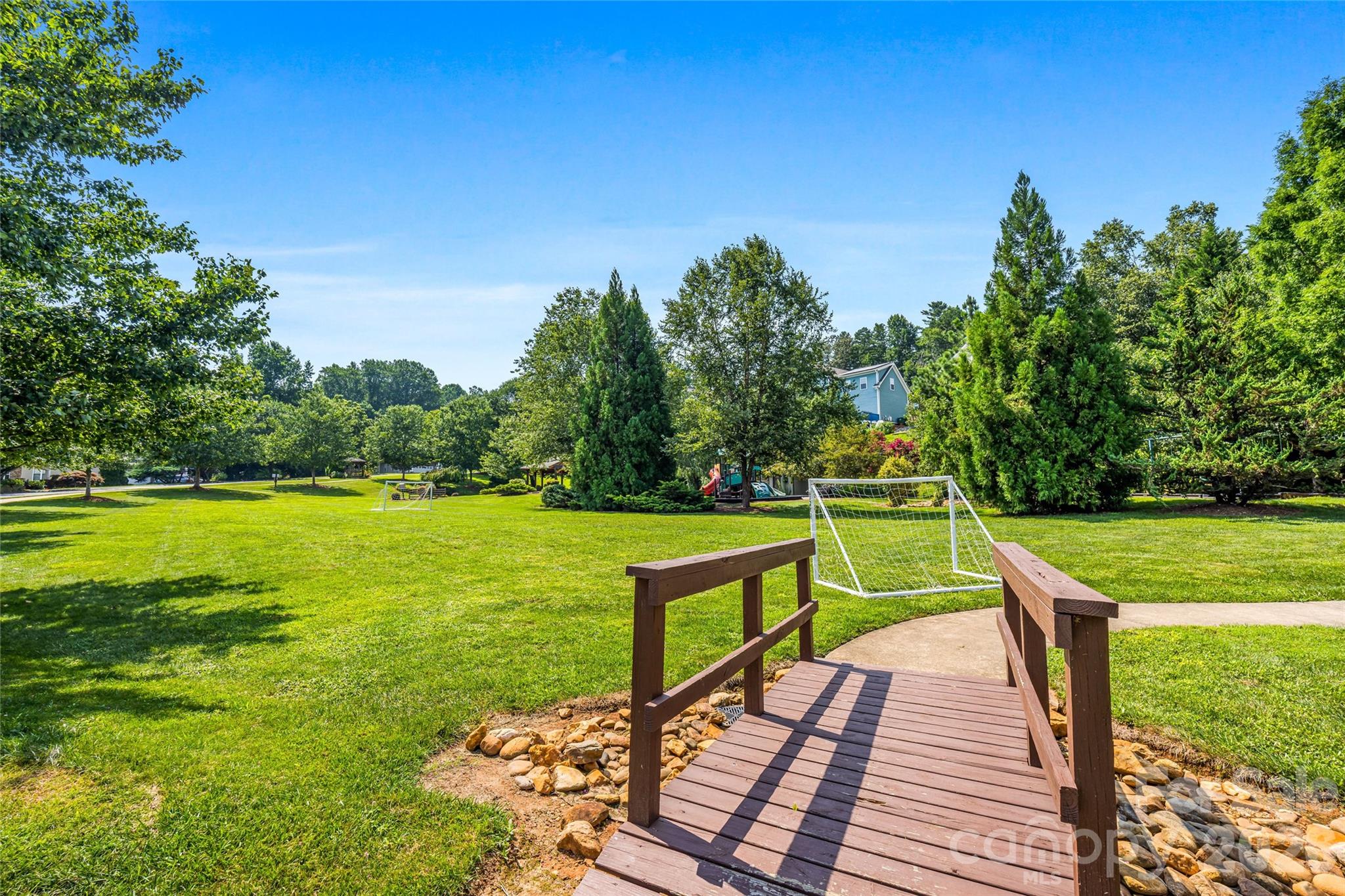 90 Ashley Woods Drive Property Photo 47