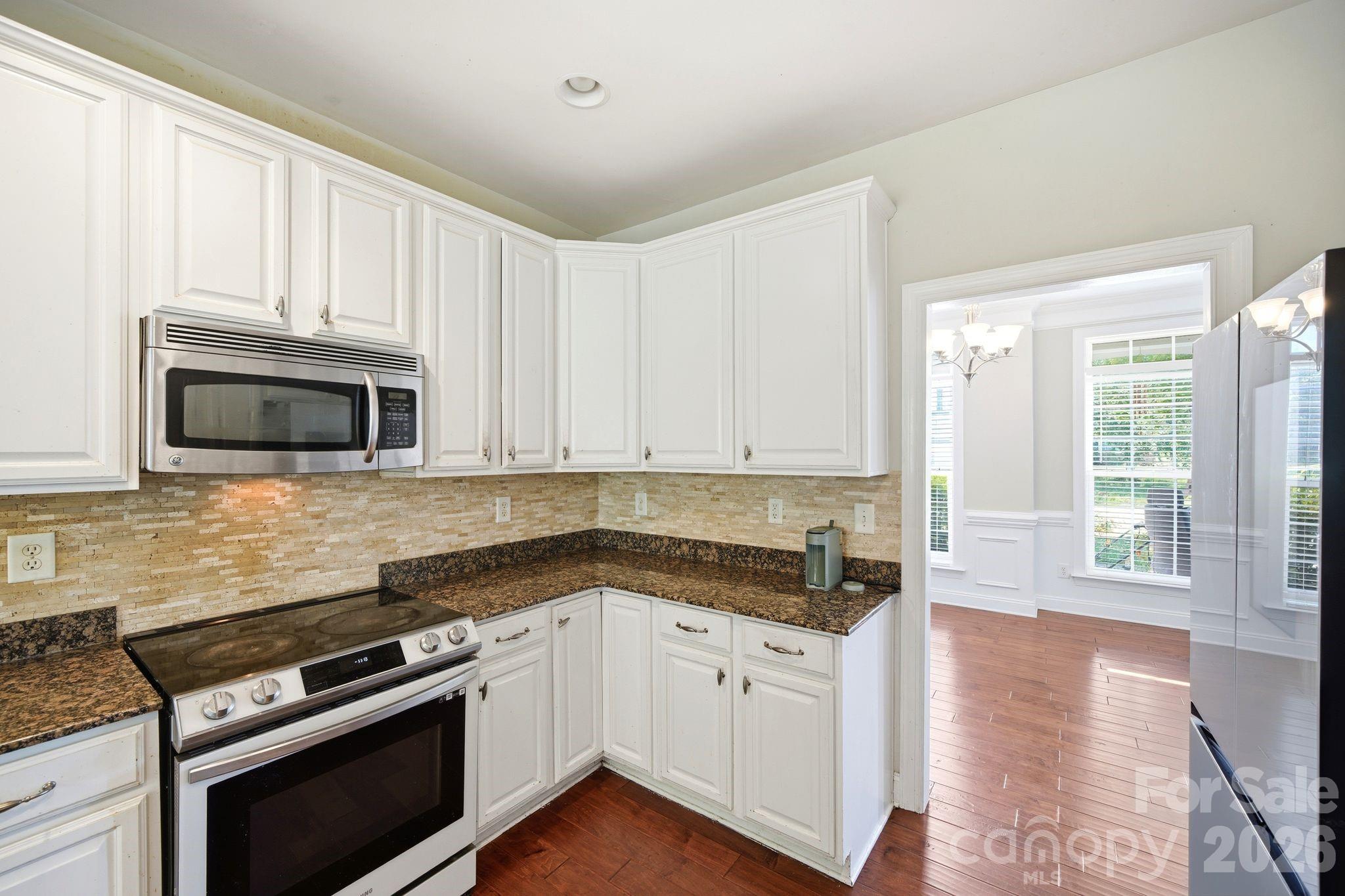 8505 Delamere Lane Property Photo 10