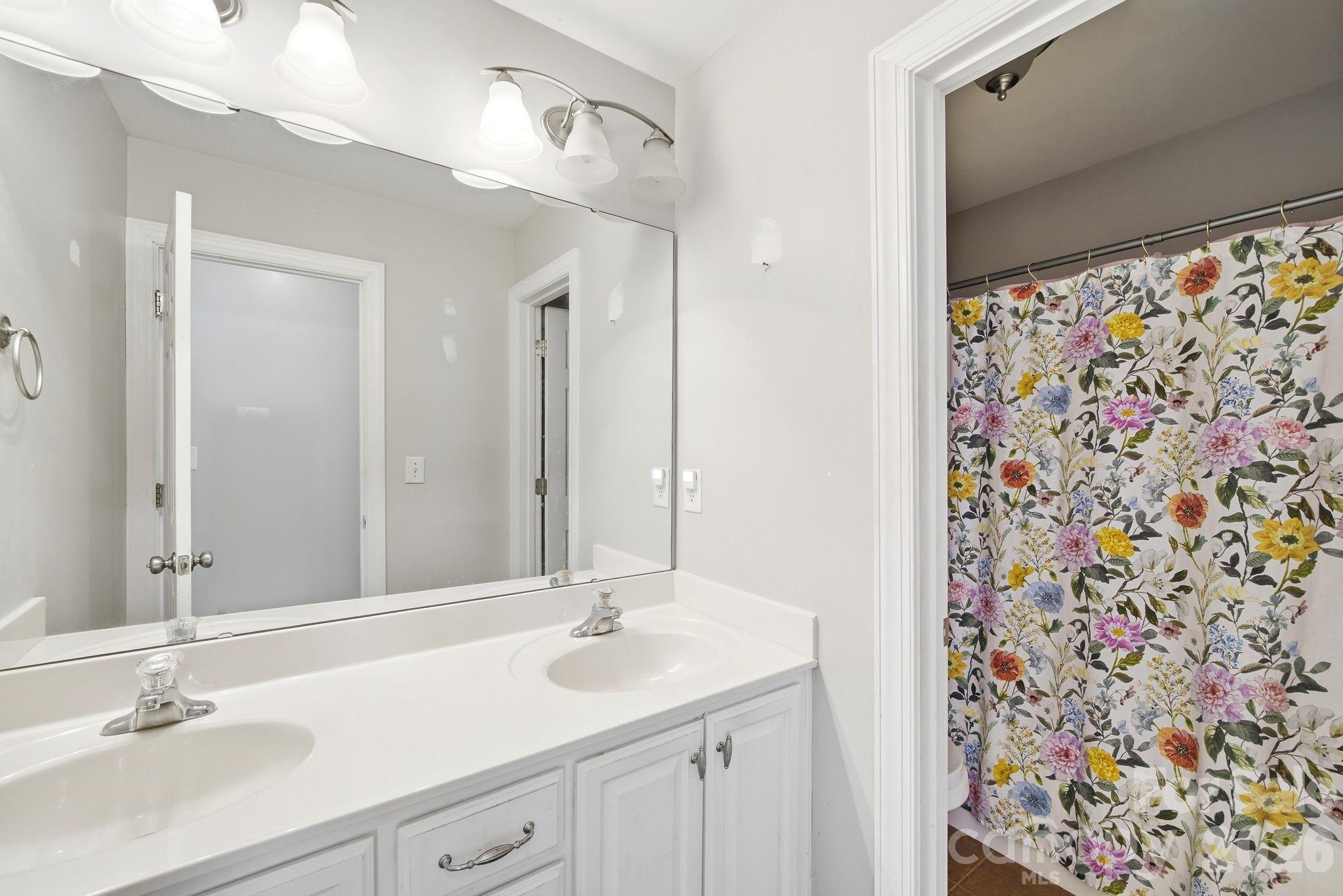 8505 Delamere Lane Property Photo 25