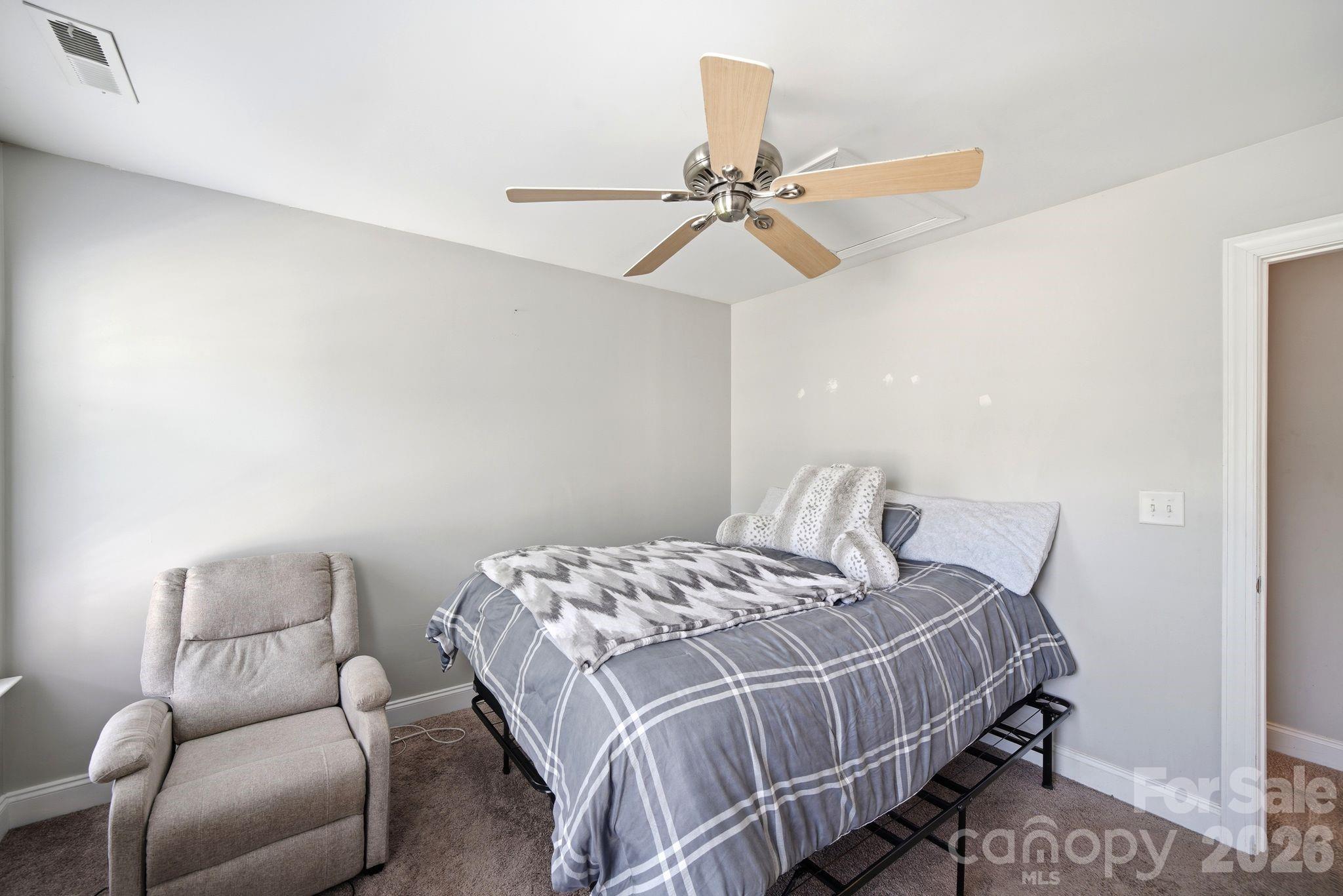 8505 Delamere Lane Property Photo 27