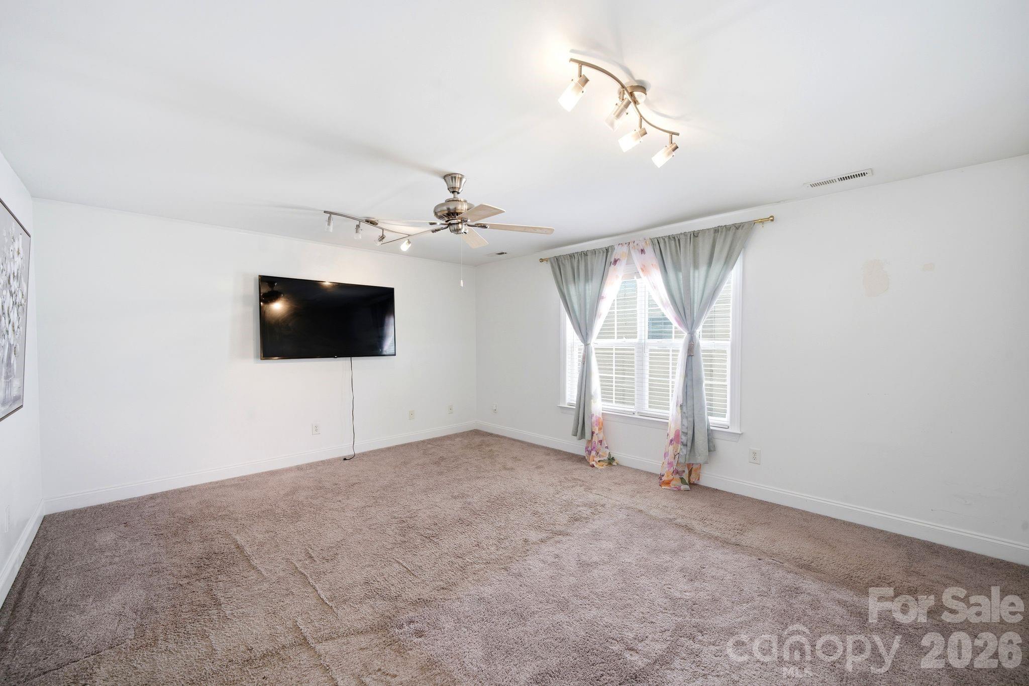 8505 Delamere Lane Property Photo 30