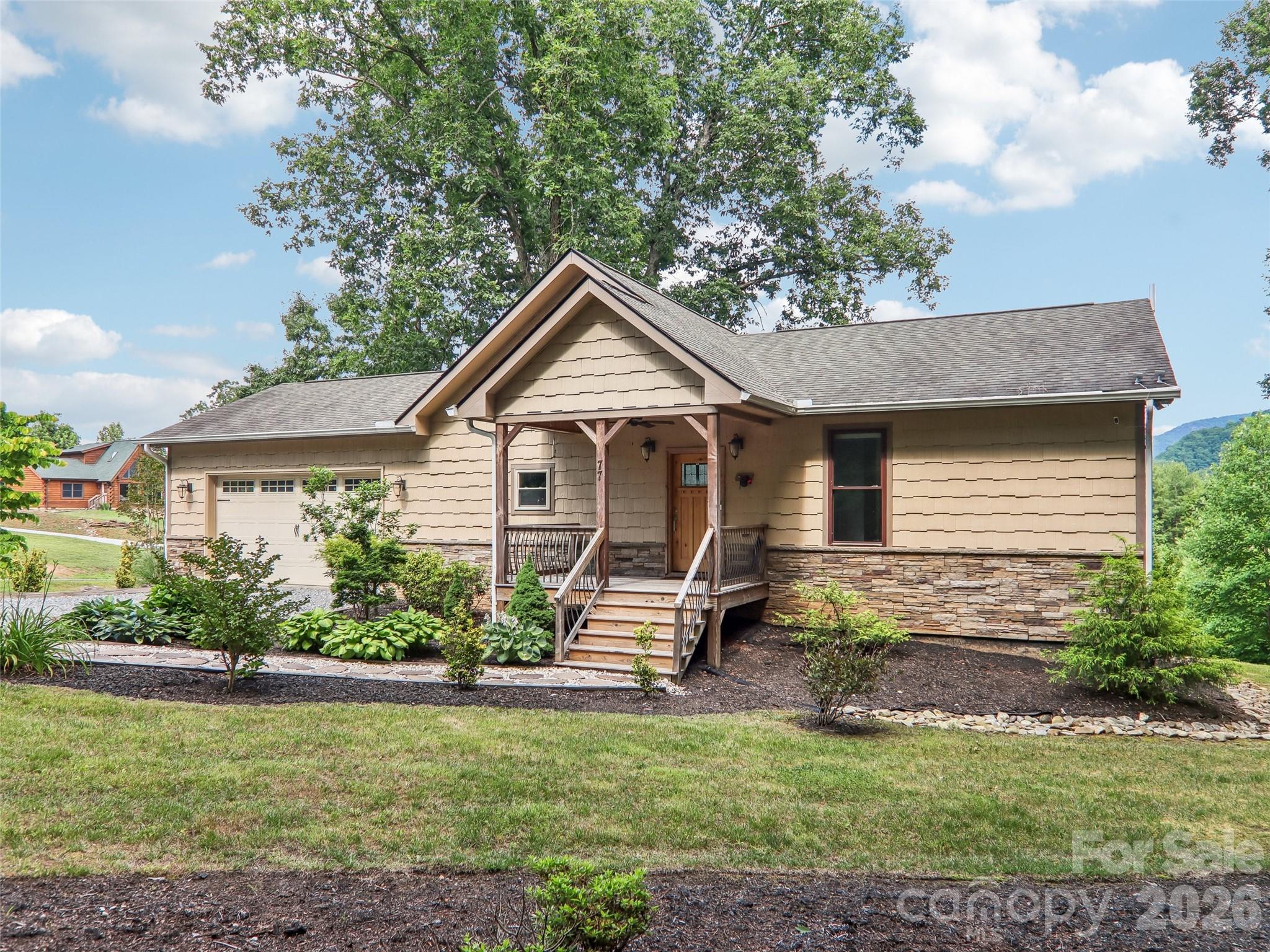 77 Willow Stone Way Property Photo 4