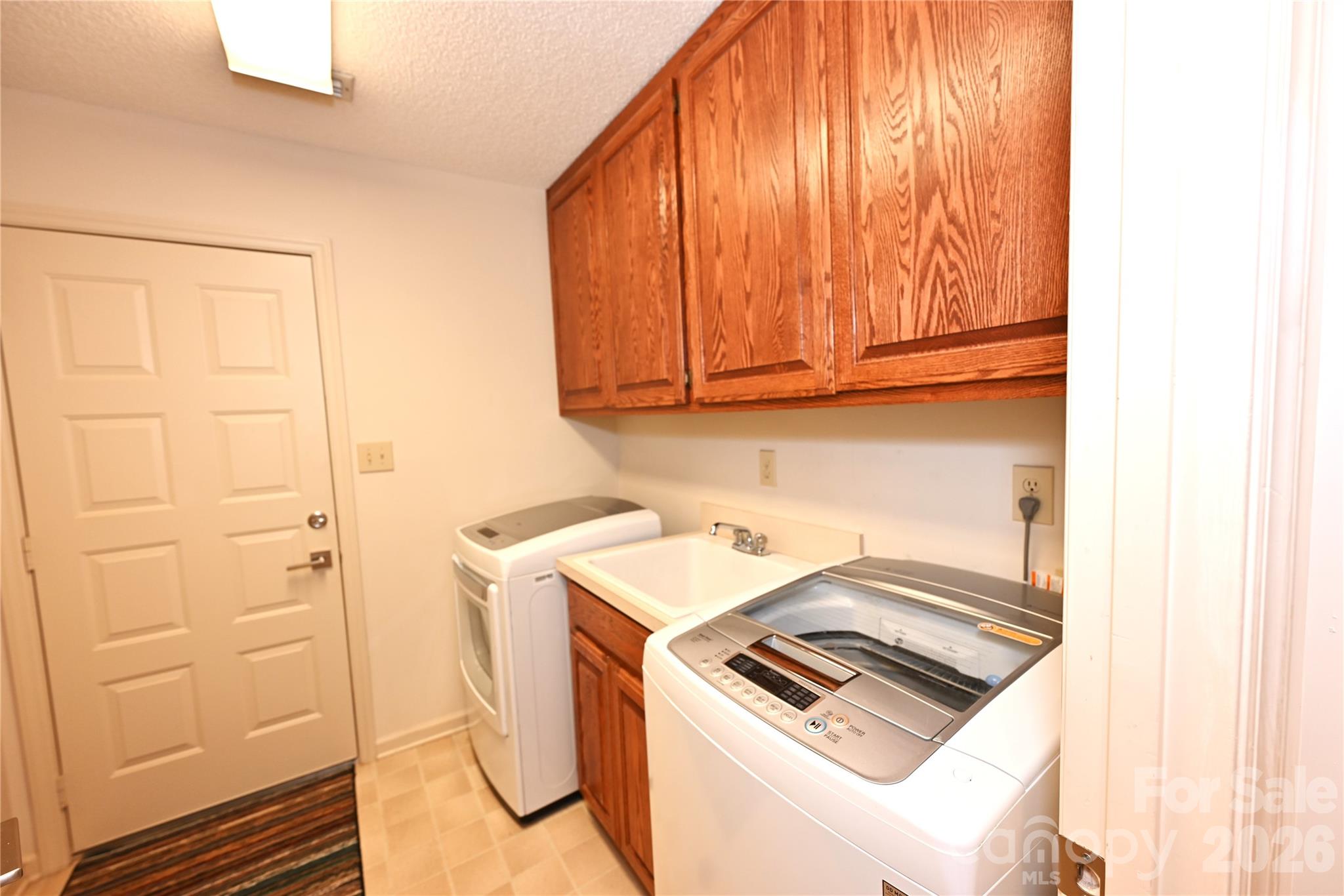 3675 Rock Bridge Drive Property Photo 28