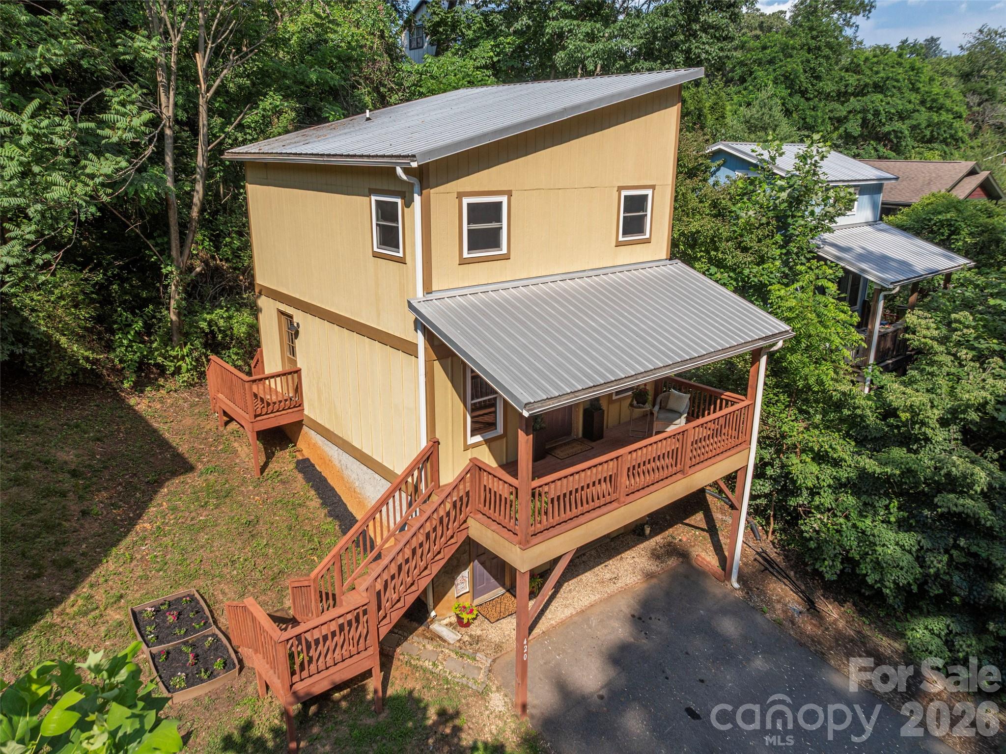 420 State Street Property Photo 1