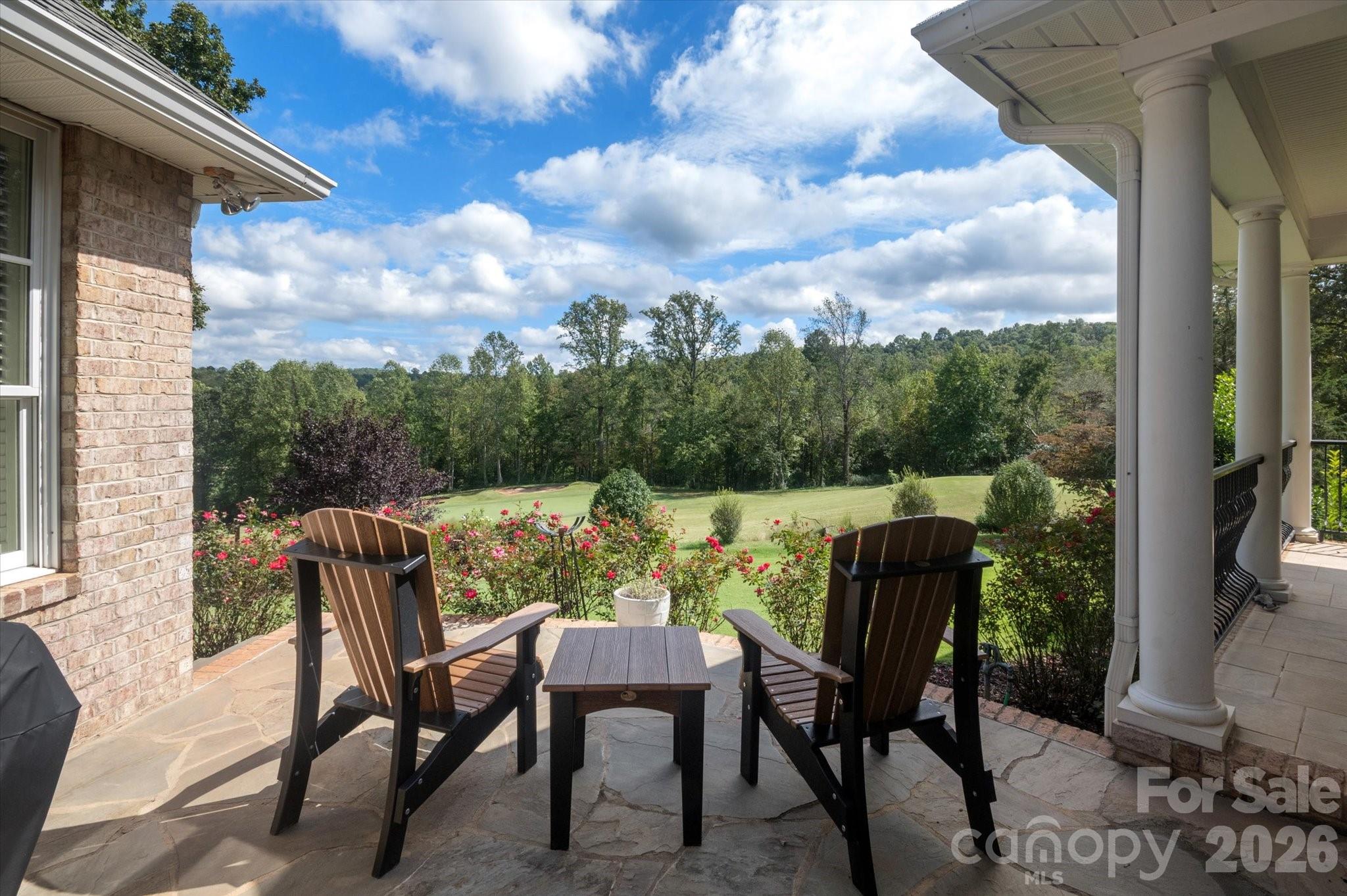 733 Plantation Drive Extension Property Photo 2