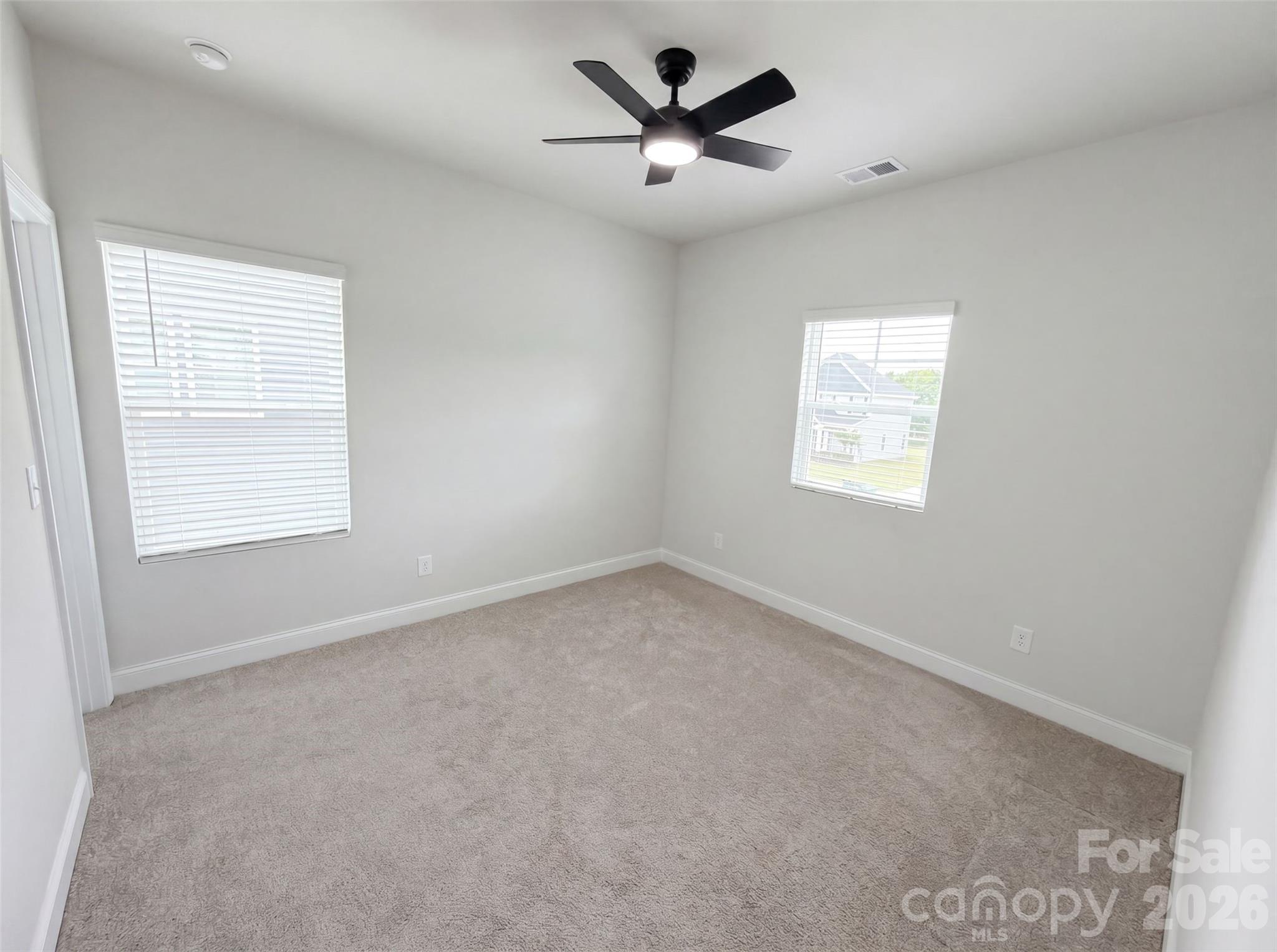 1217 Black Walnut Street Property Photo 12