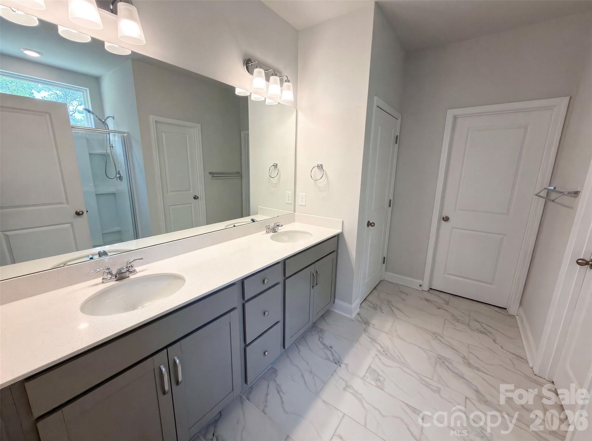 1217 Black Walnut Street Property Photo 18