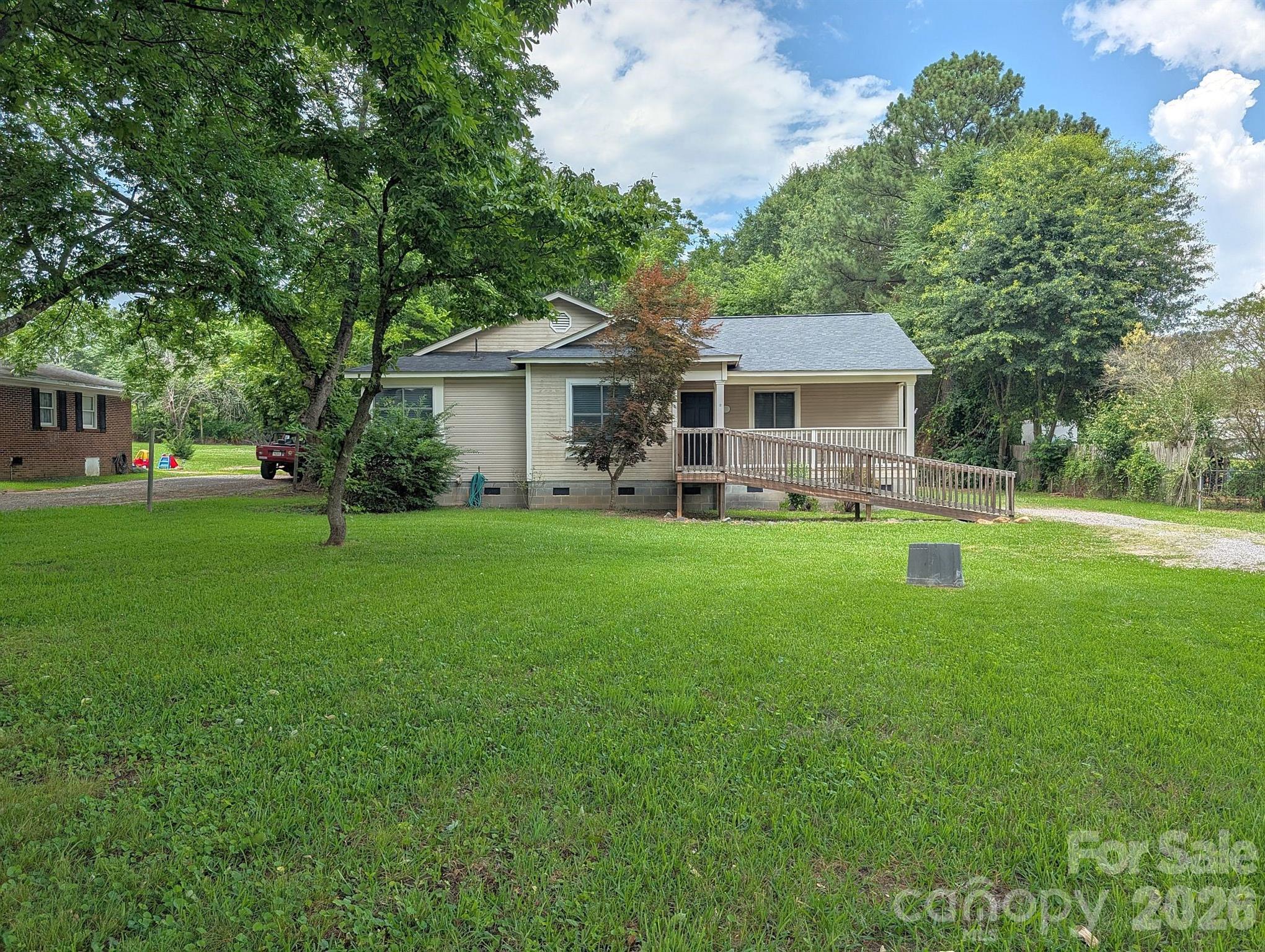 2065 Neely Store Road Property Photo 2